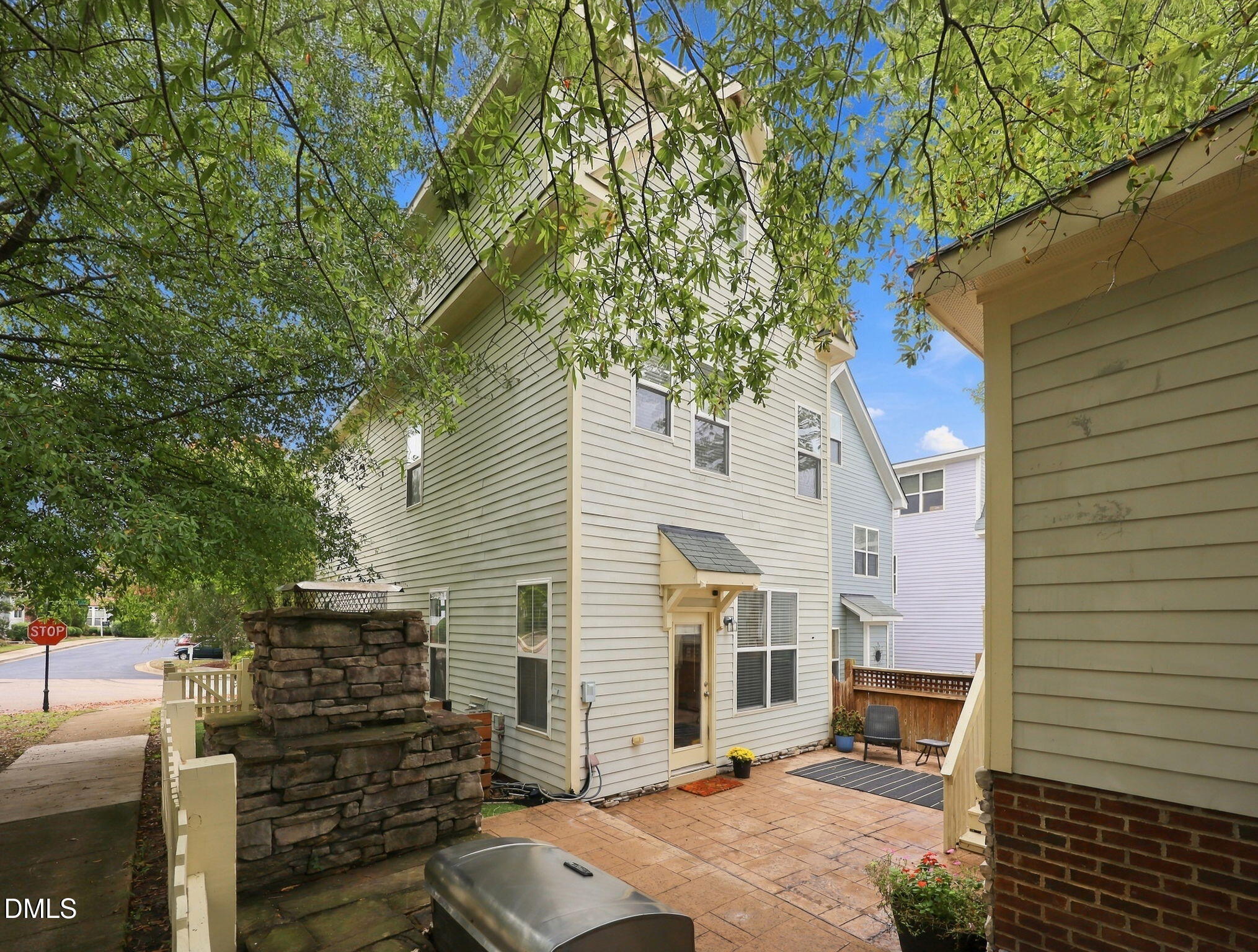 main property photo 49