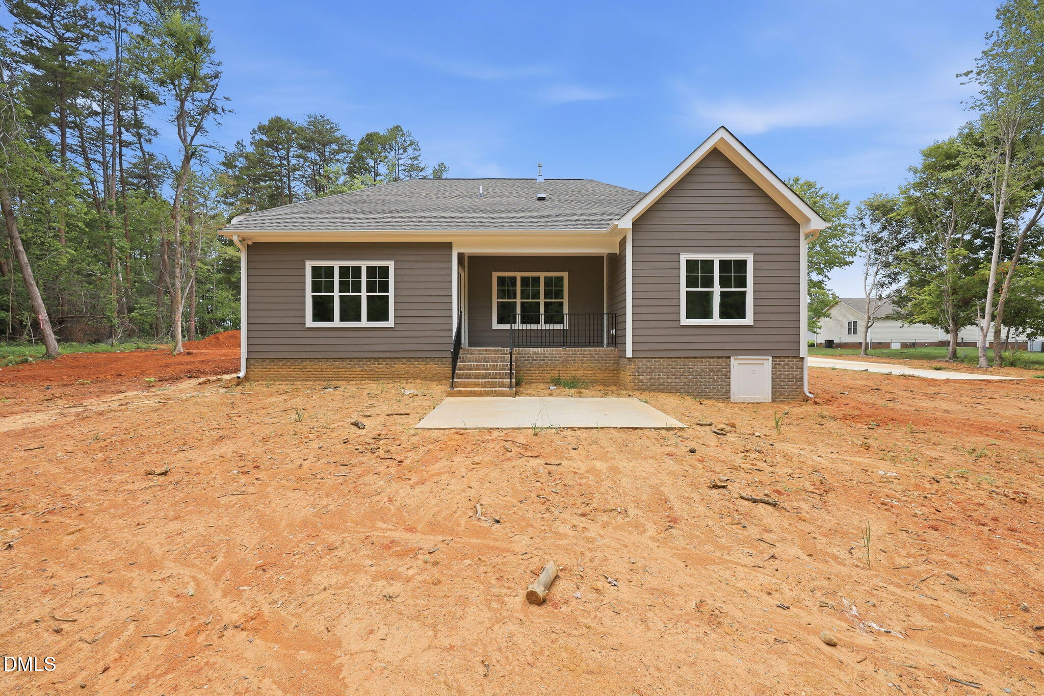 main property photo 35
