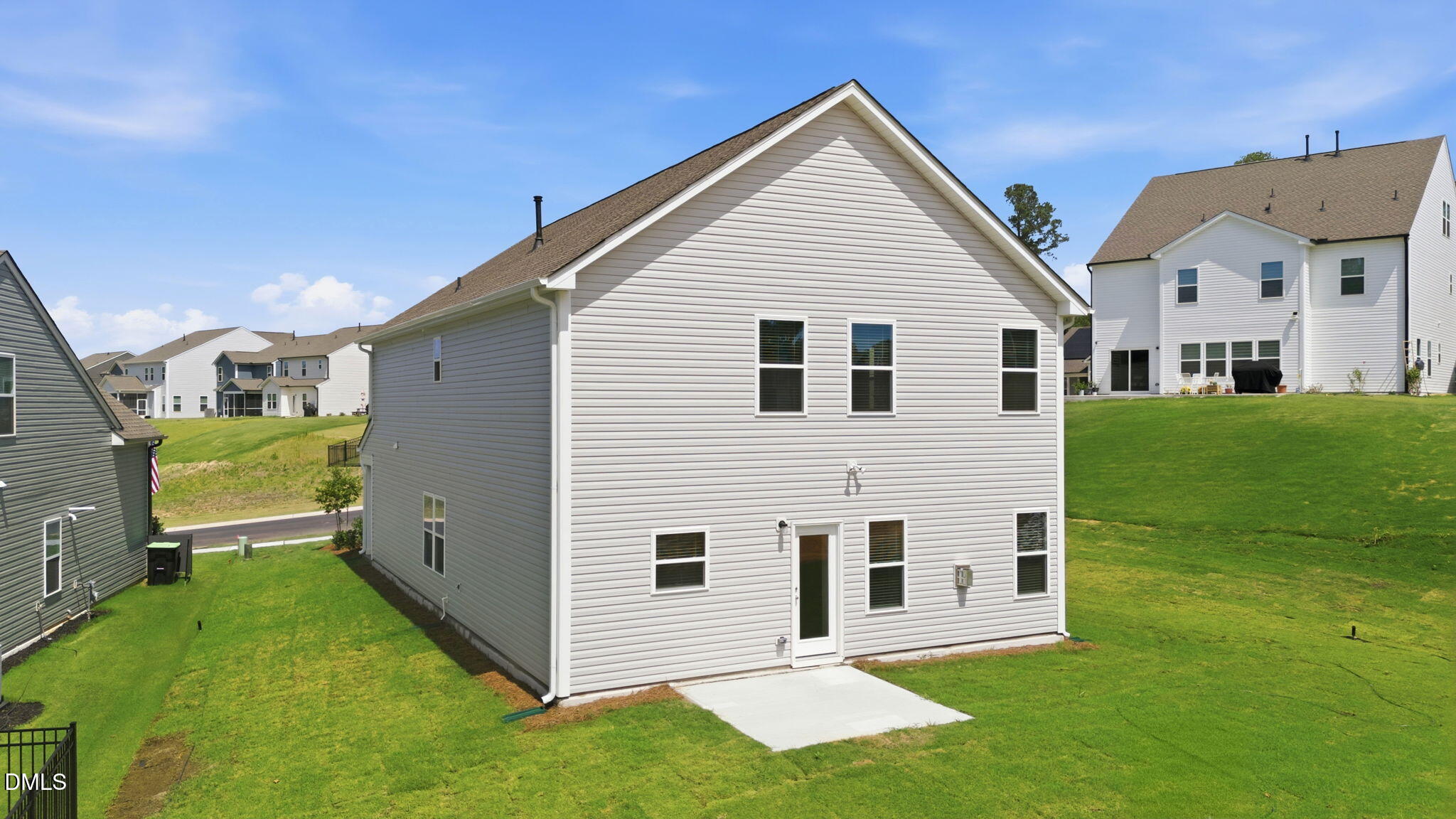 main property photo 26