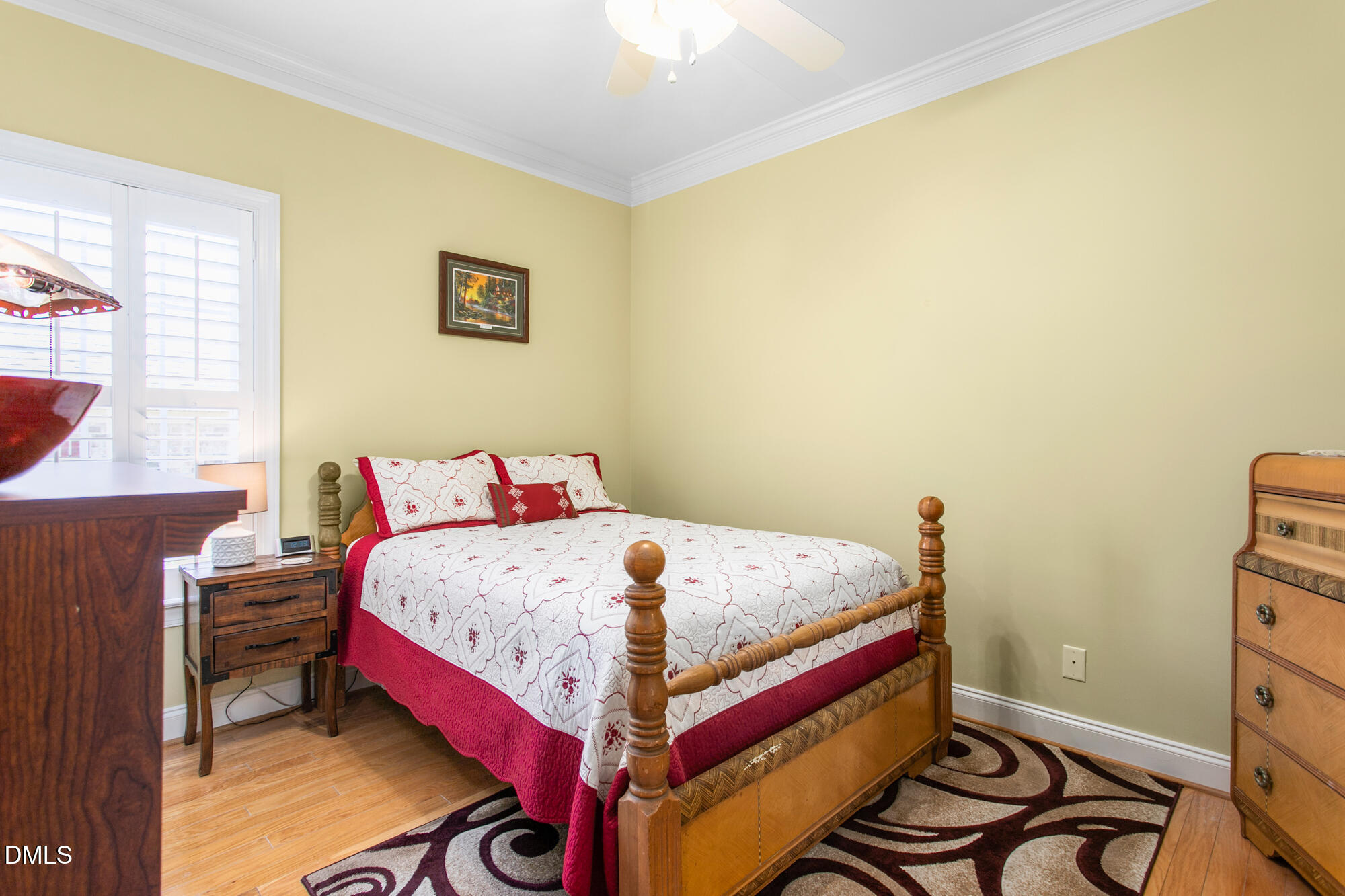 main property photo 31
