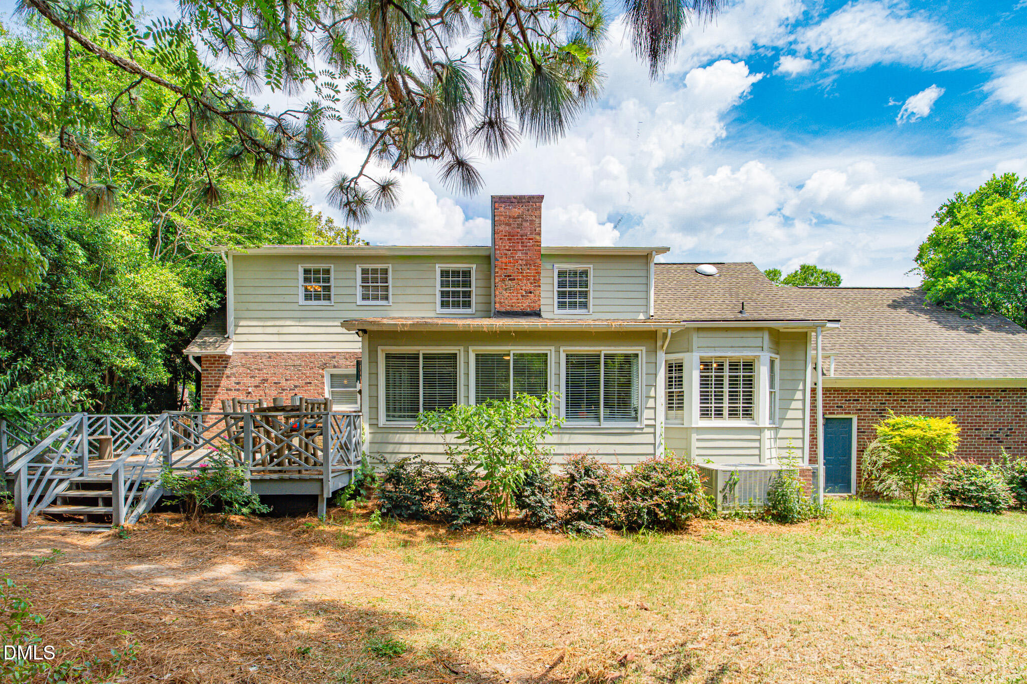 main property photo 8