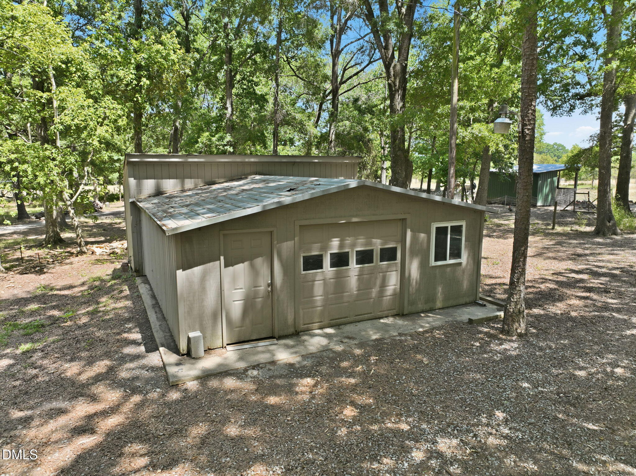 main property photo 36