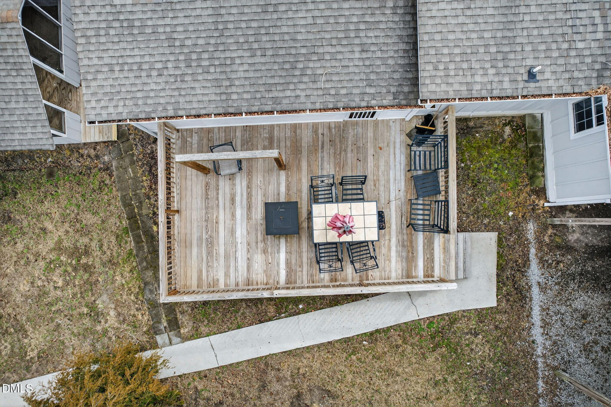 main property photo 48