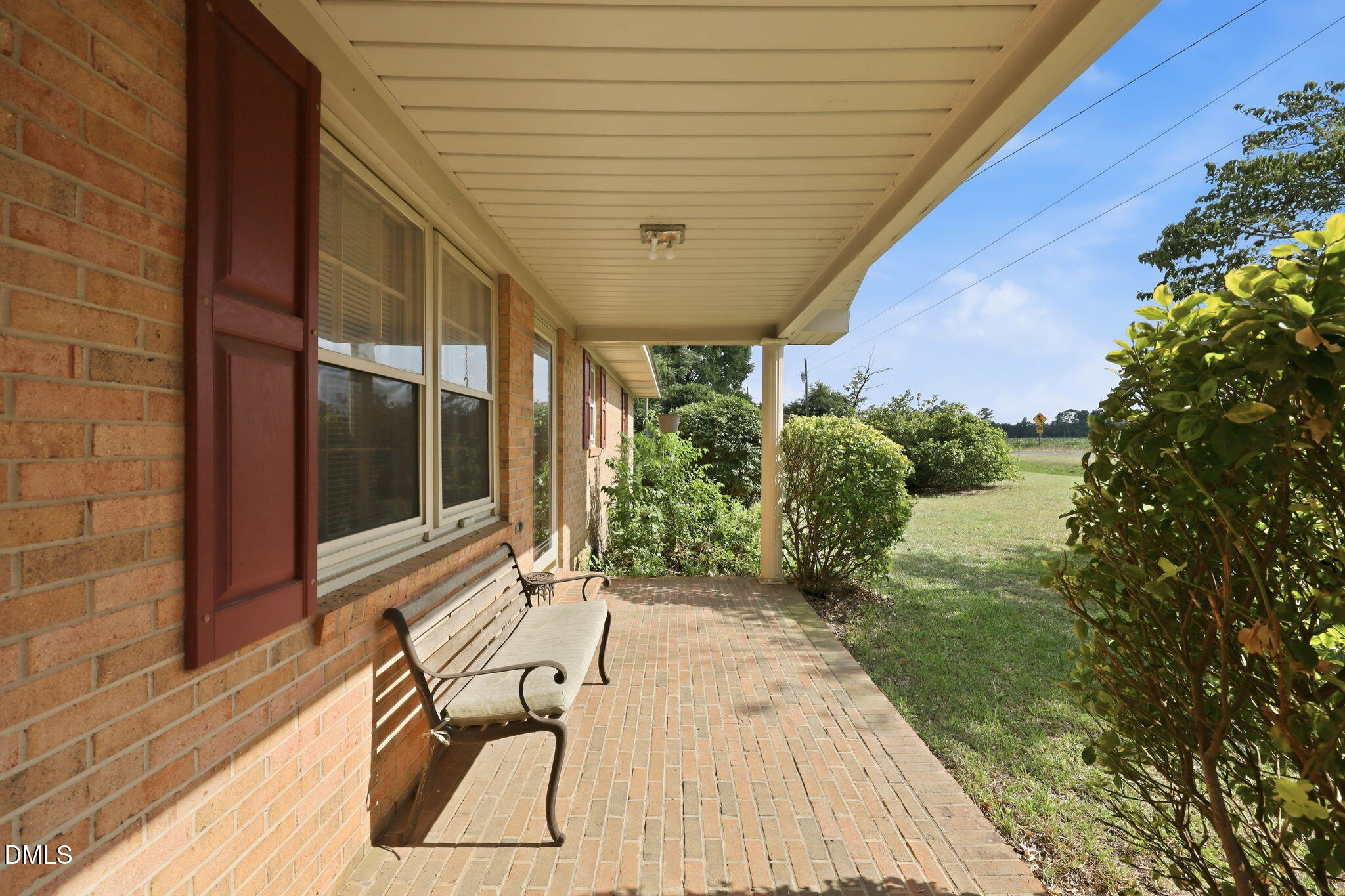 main property photo 29