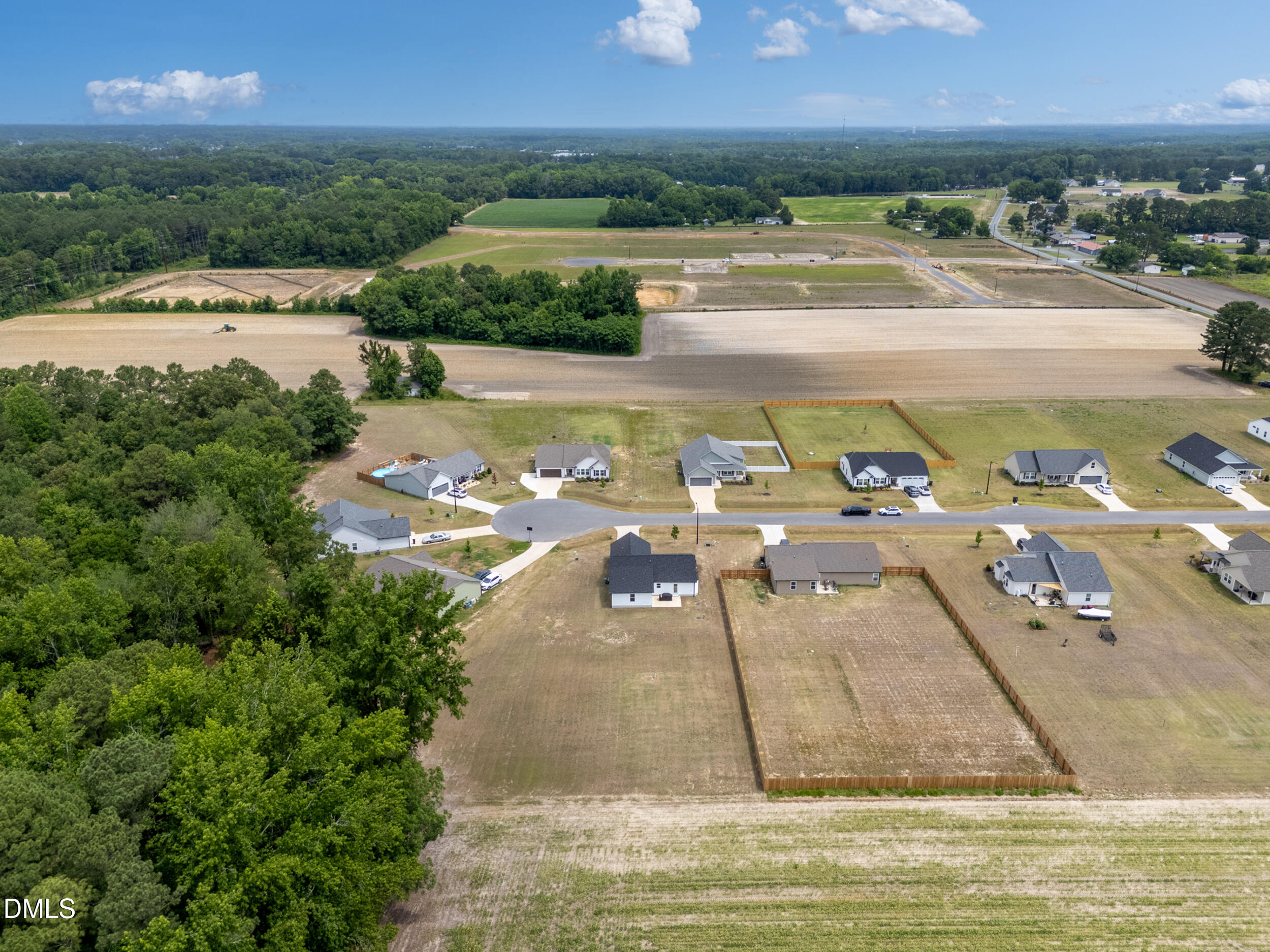 main property photo 18