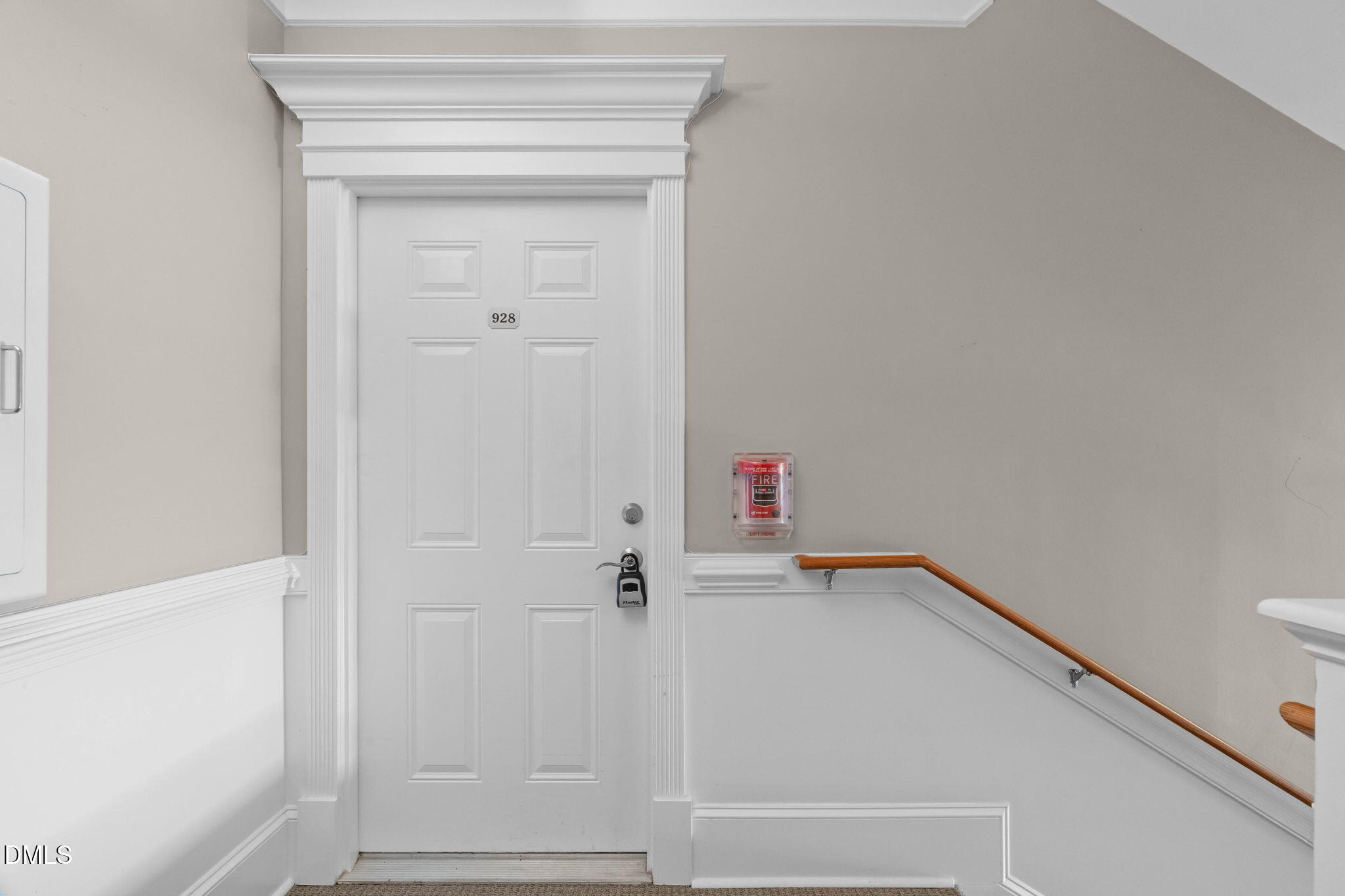 main property photo 34