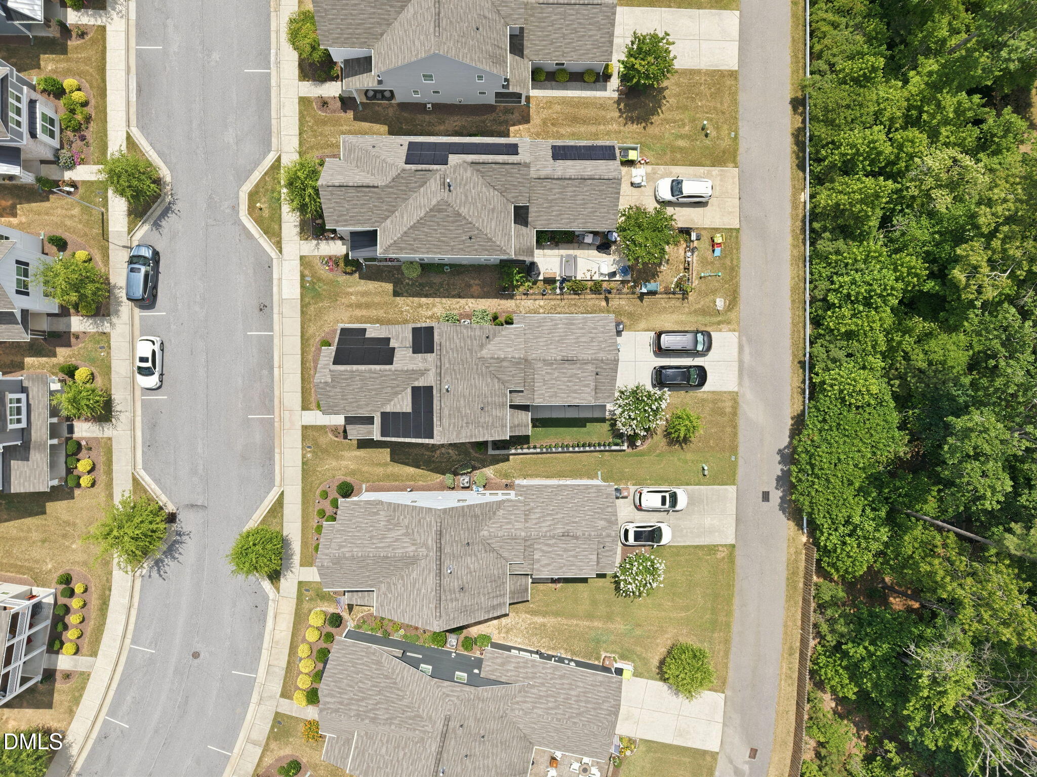 main property photo 32