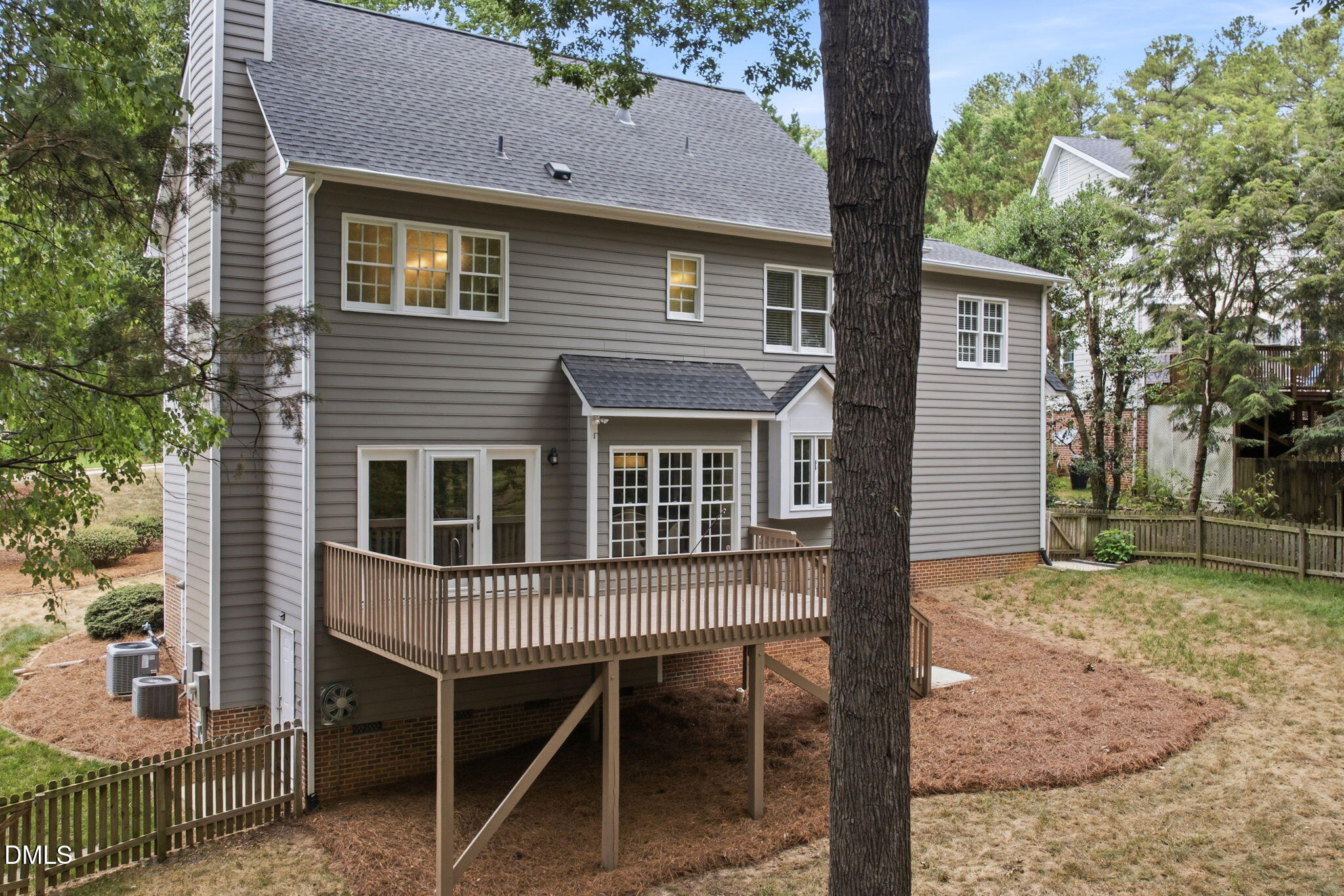 main property photo 42