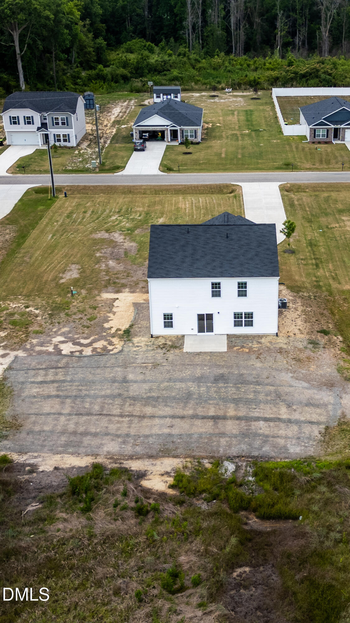 main property photo 33