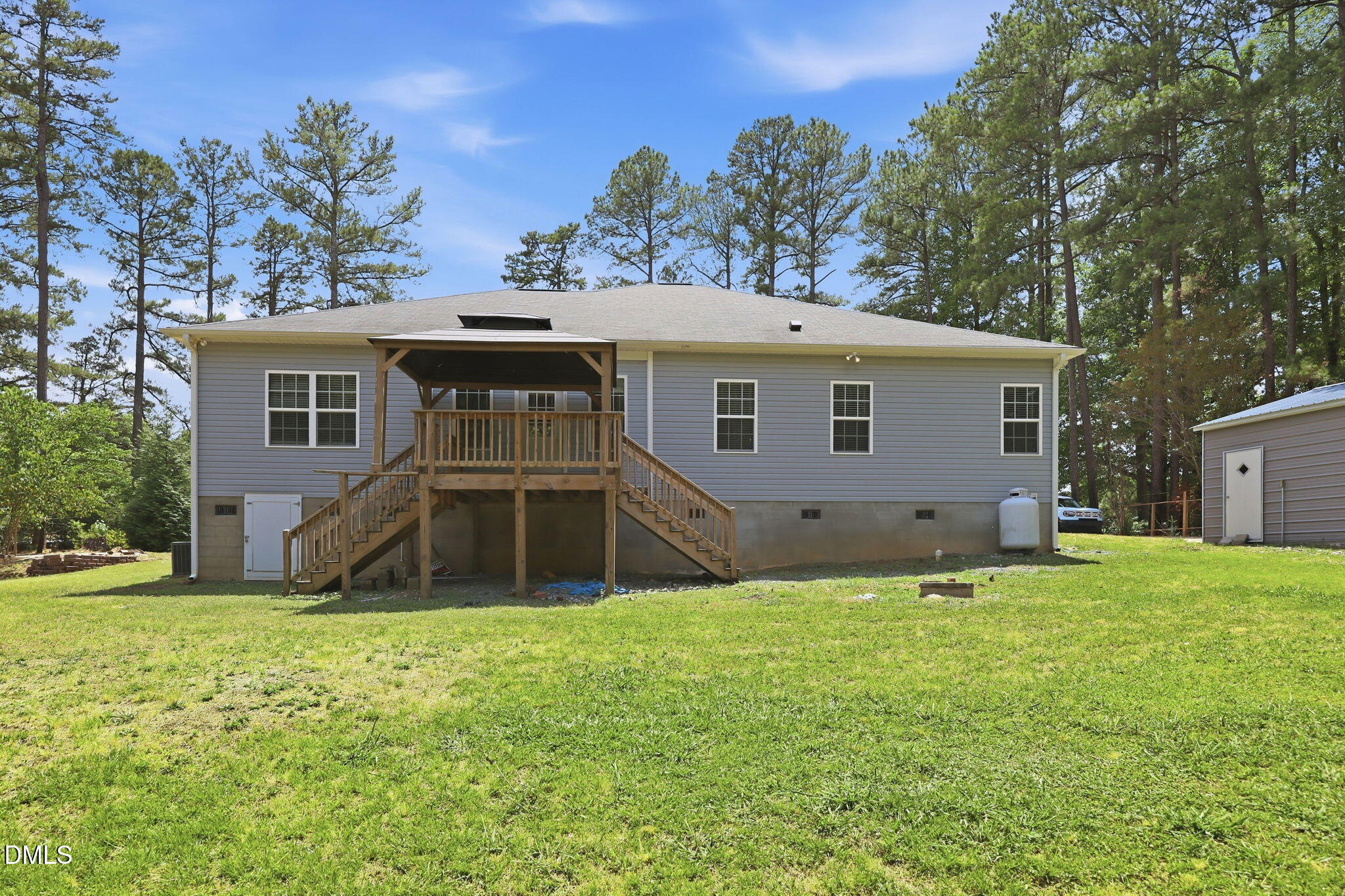 main property photo 43