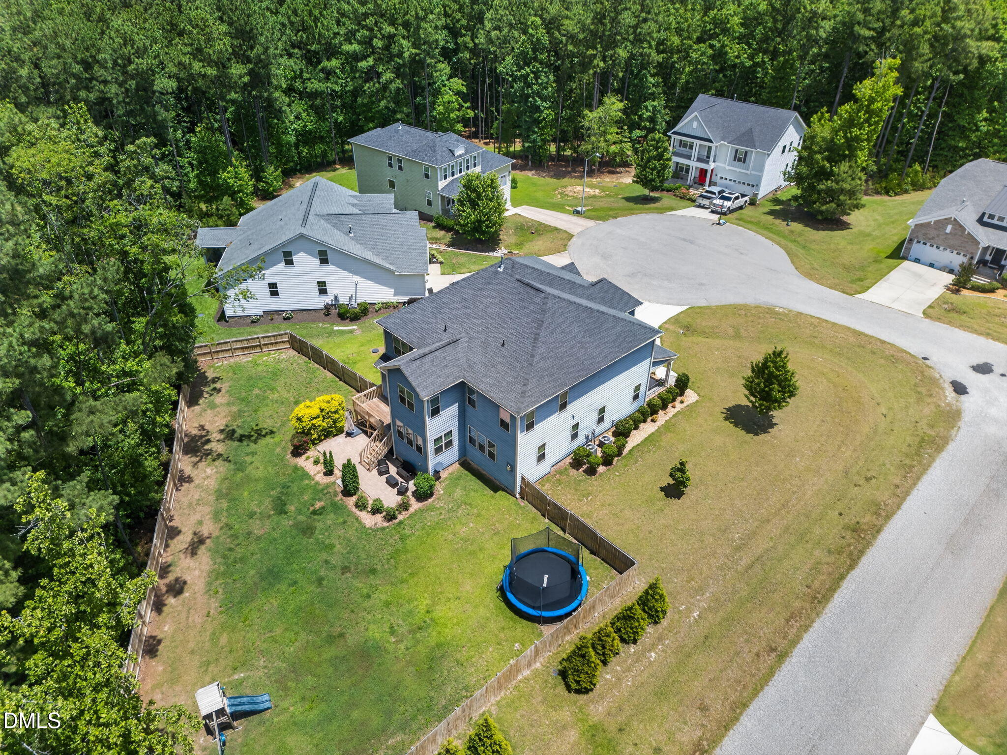 main property photo 3