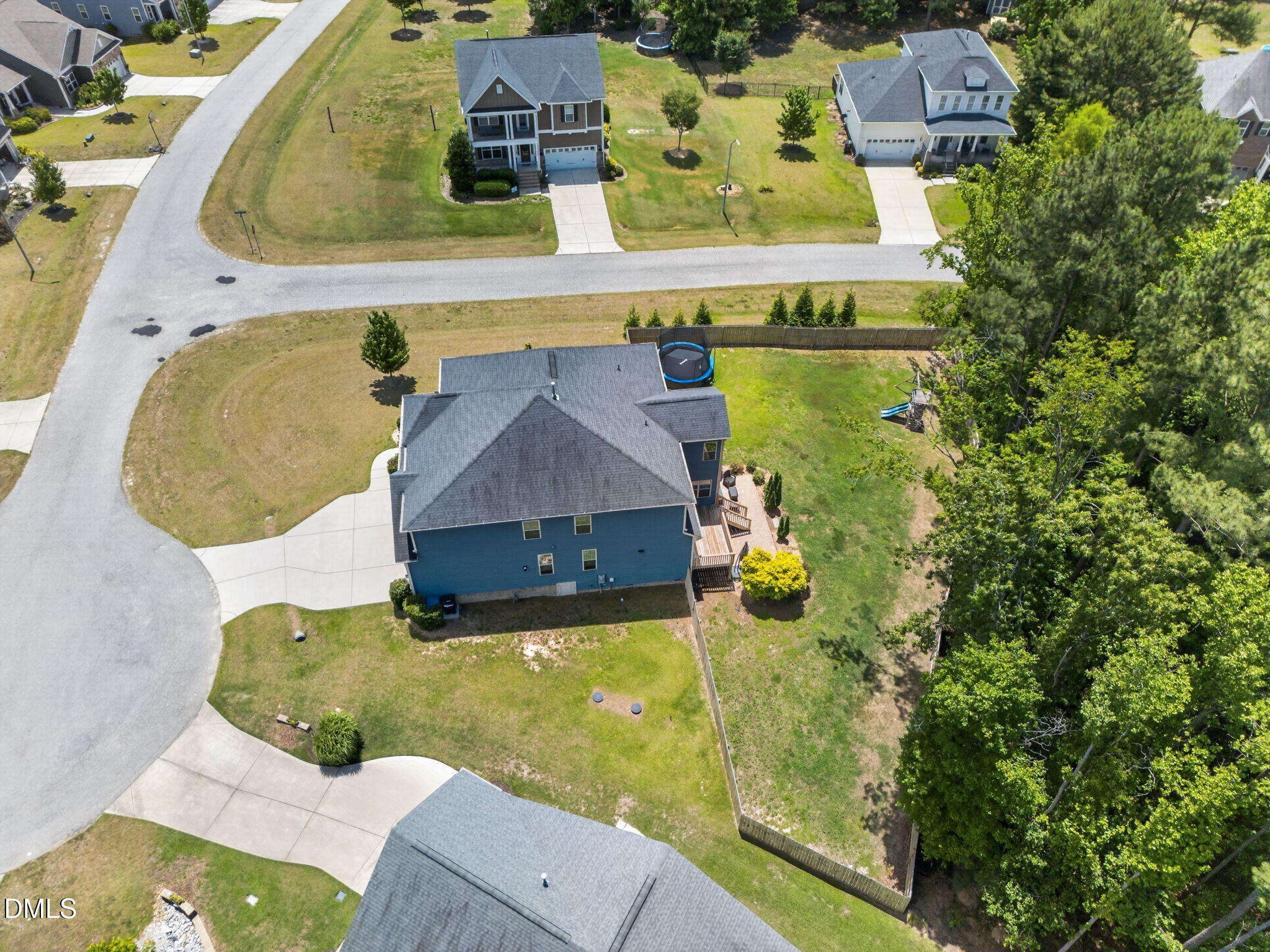 main property photo 39