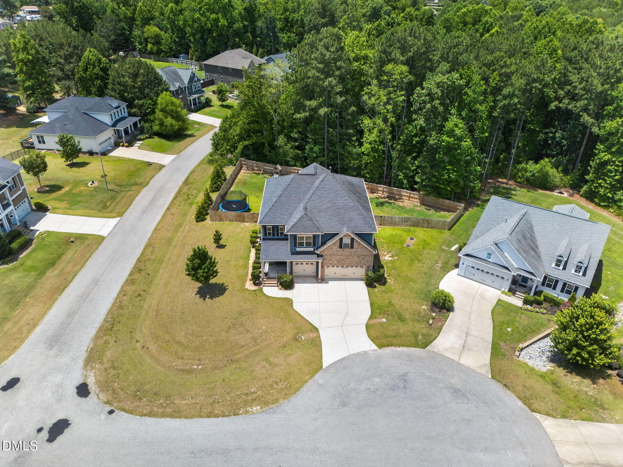 main property photo 41