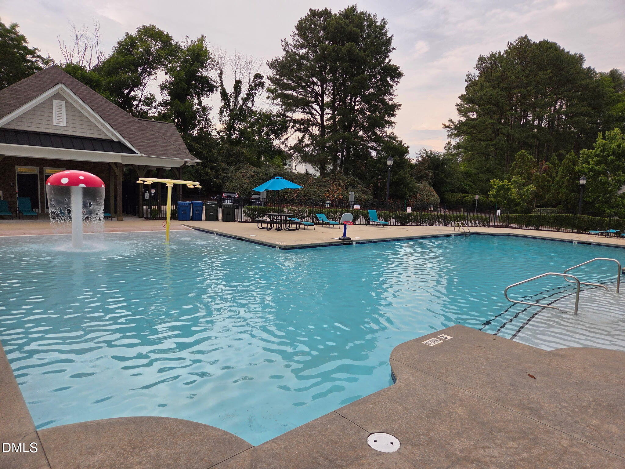 main property photo 42