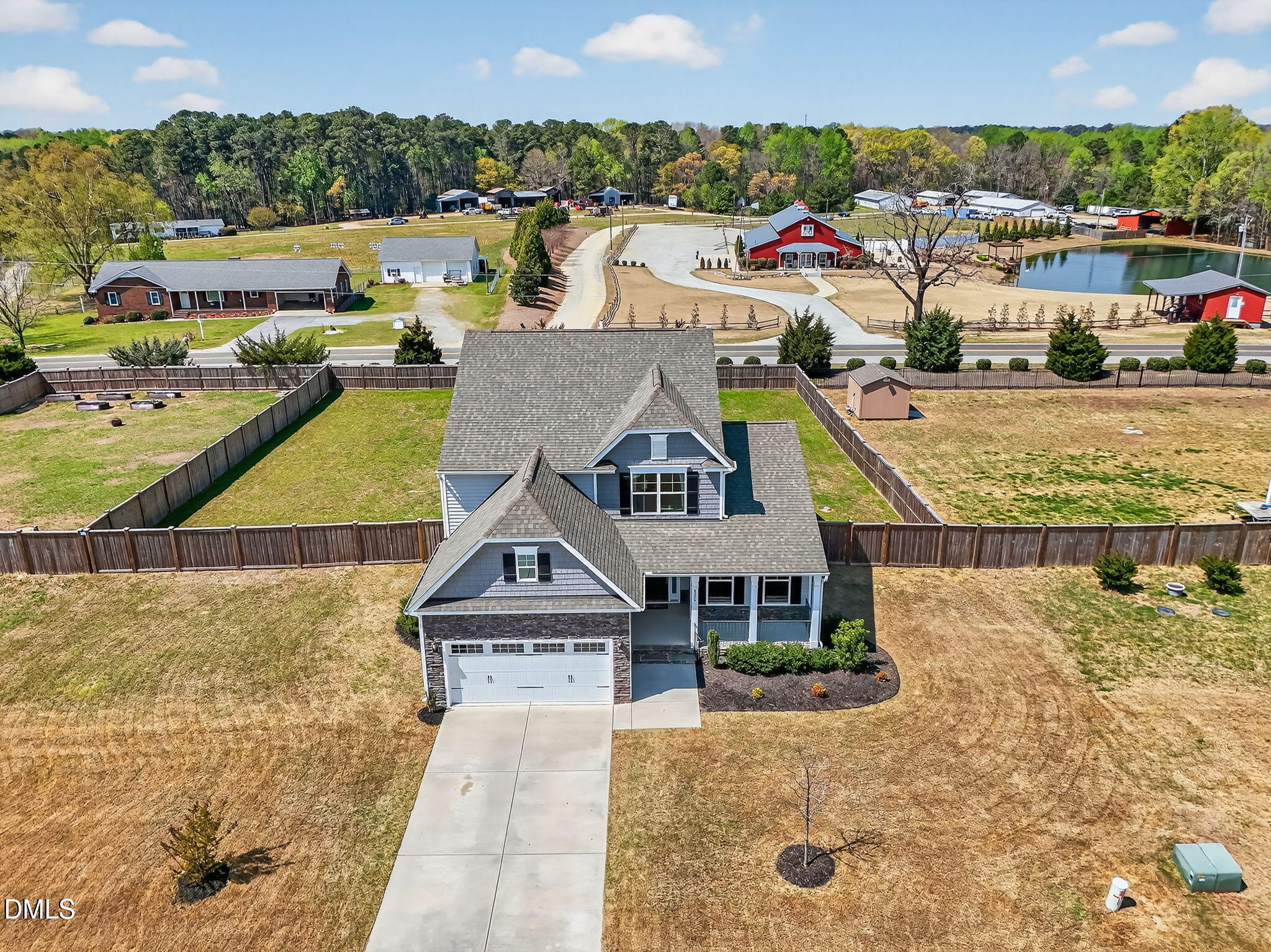 main property photo 38