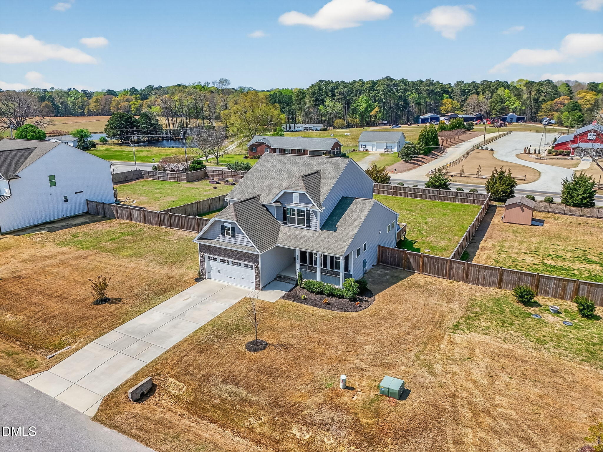 main property photo 39