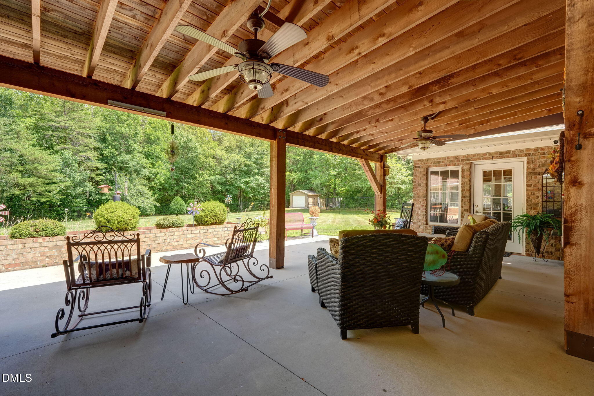 main property photo 37