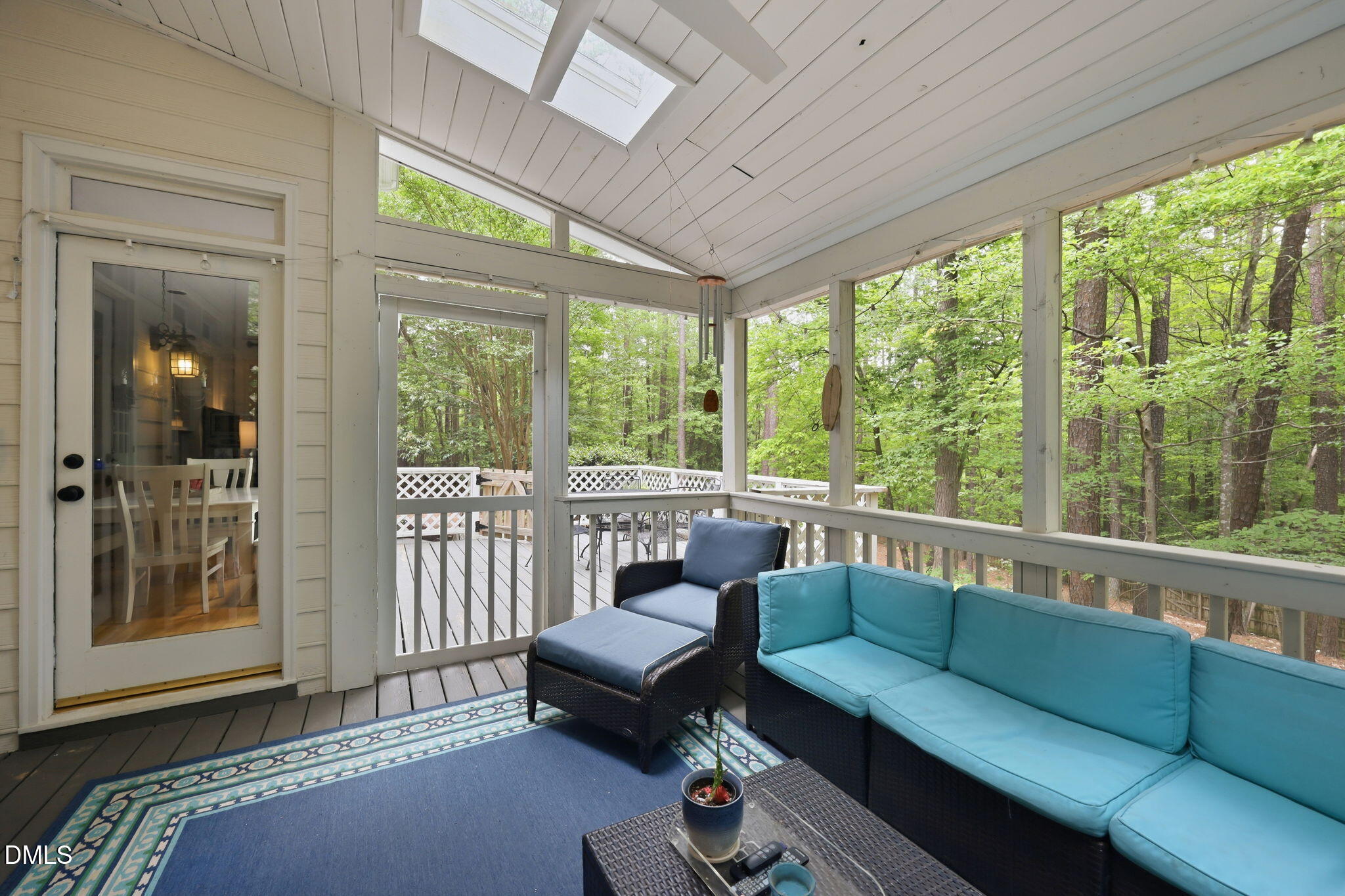 main property photo 28