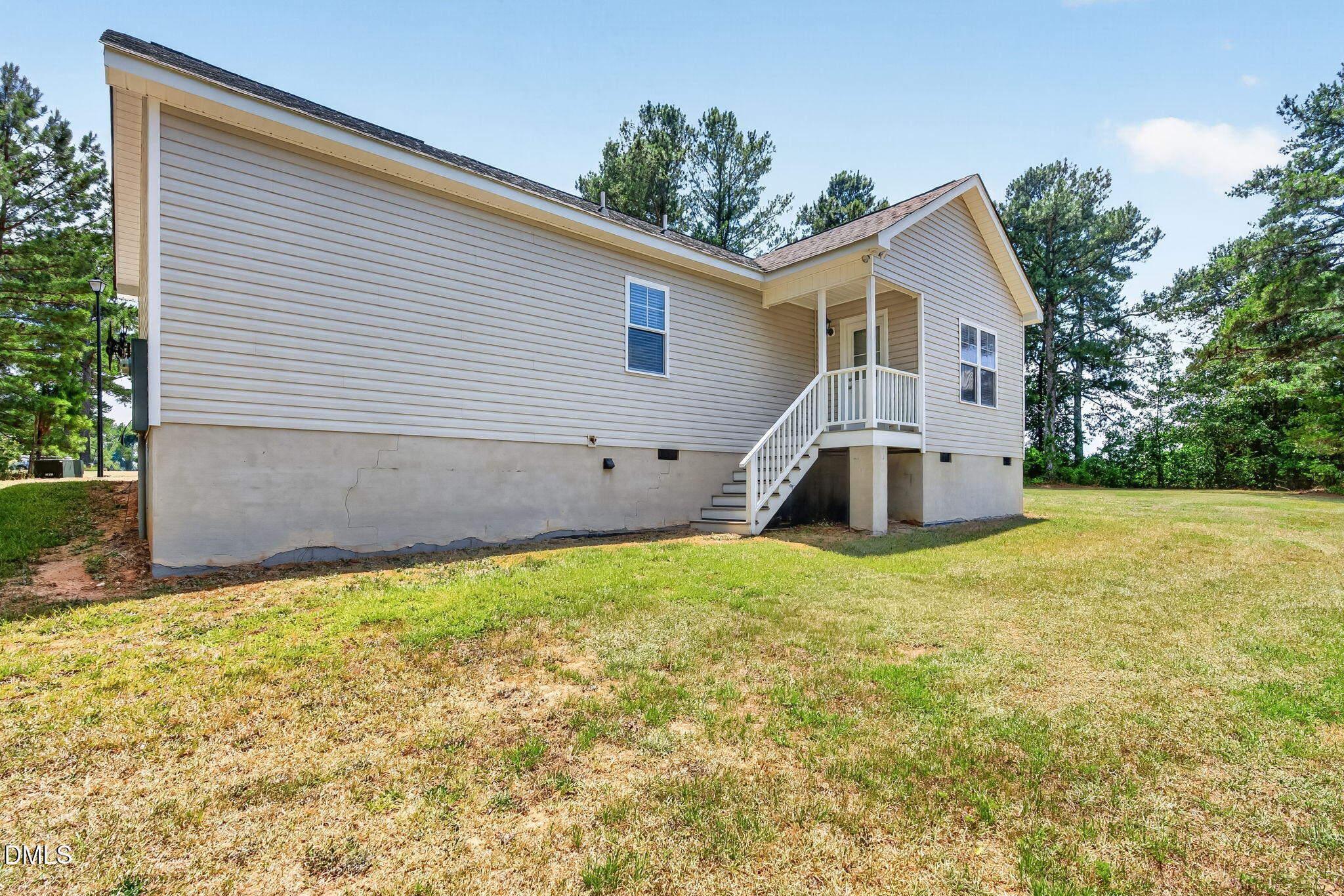 main property photo 39