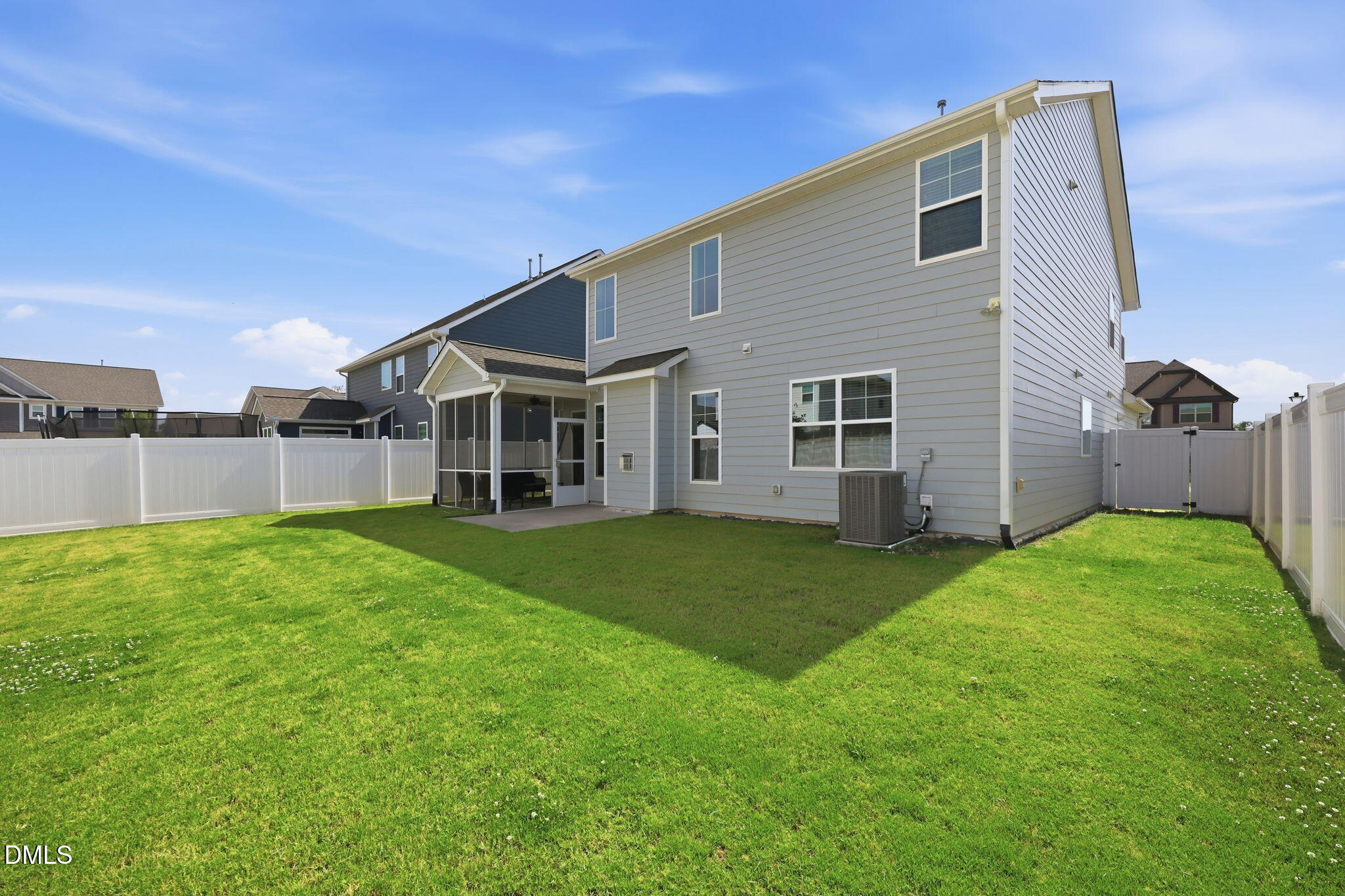 main property photo 45