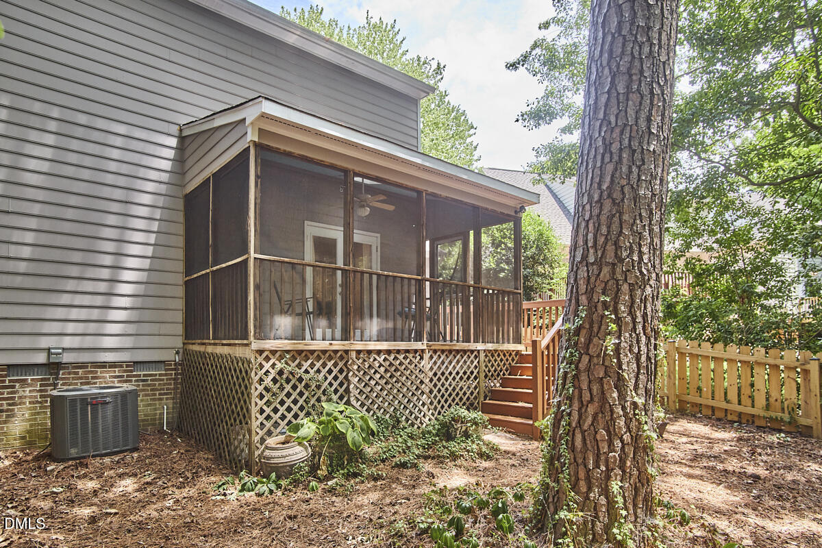 main property photo 48