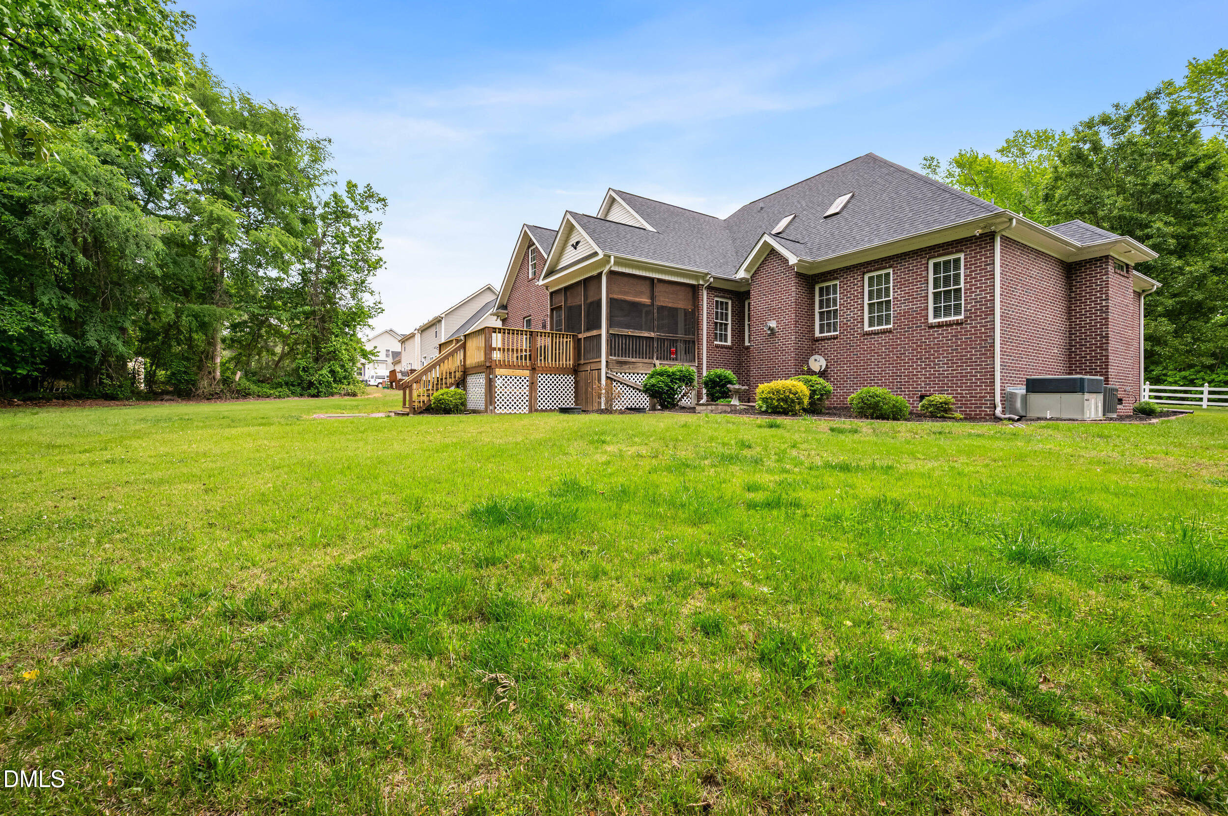 main property photo 51