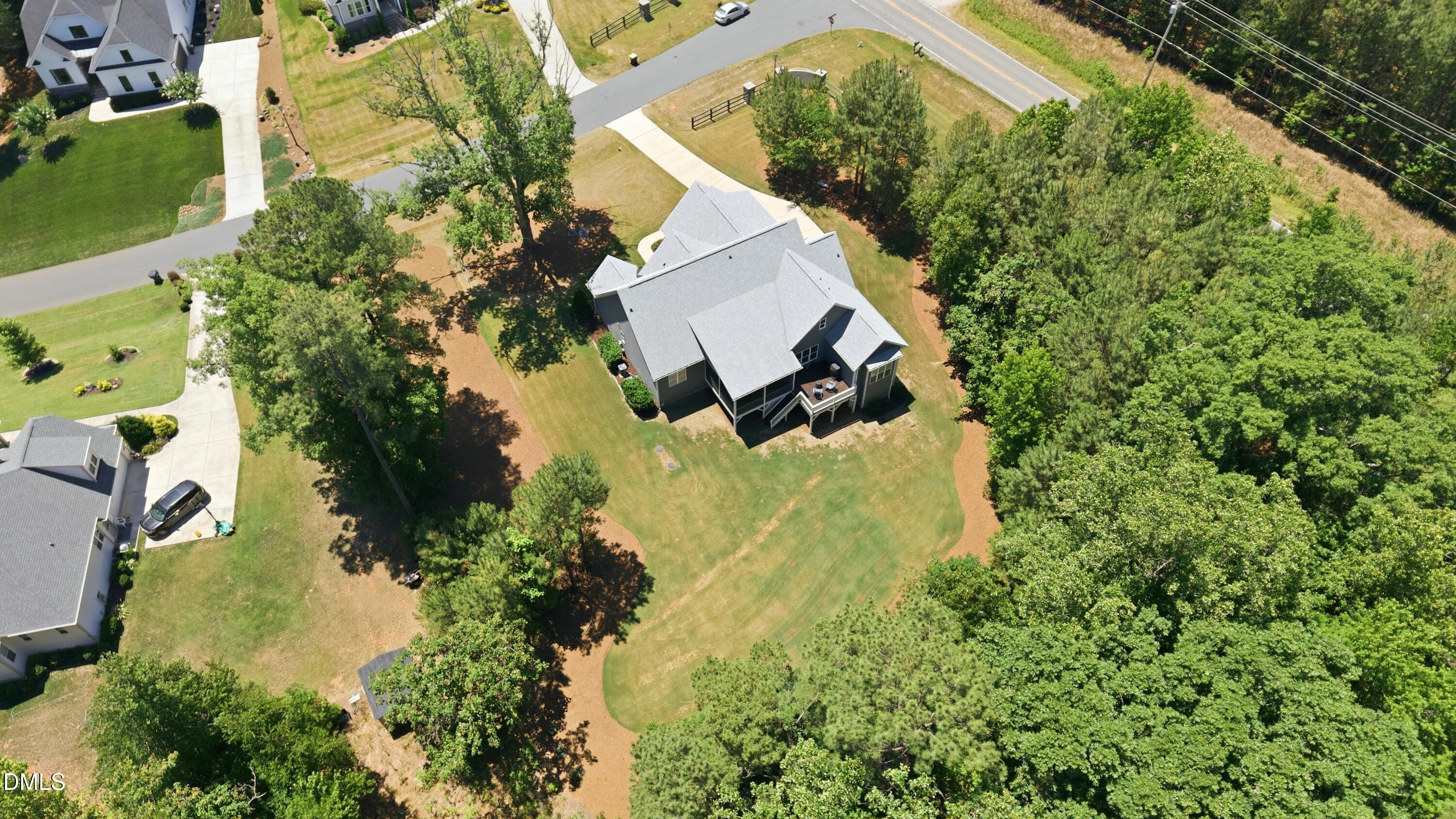 main property photo 49