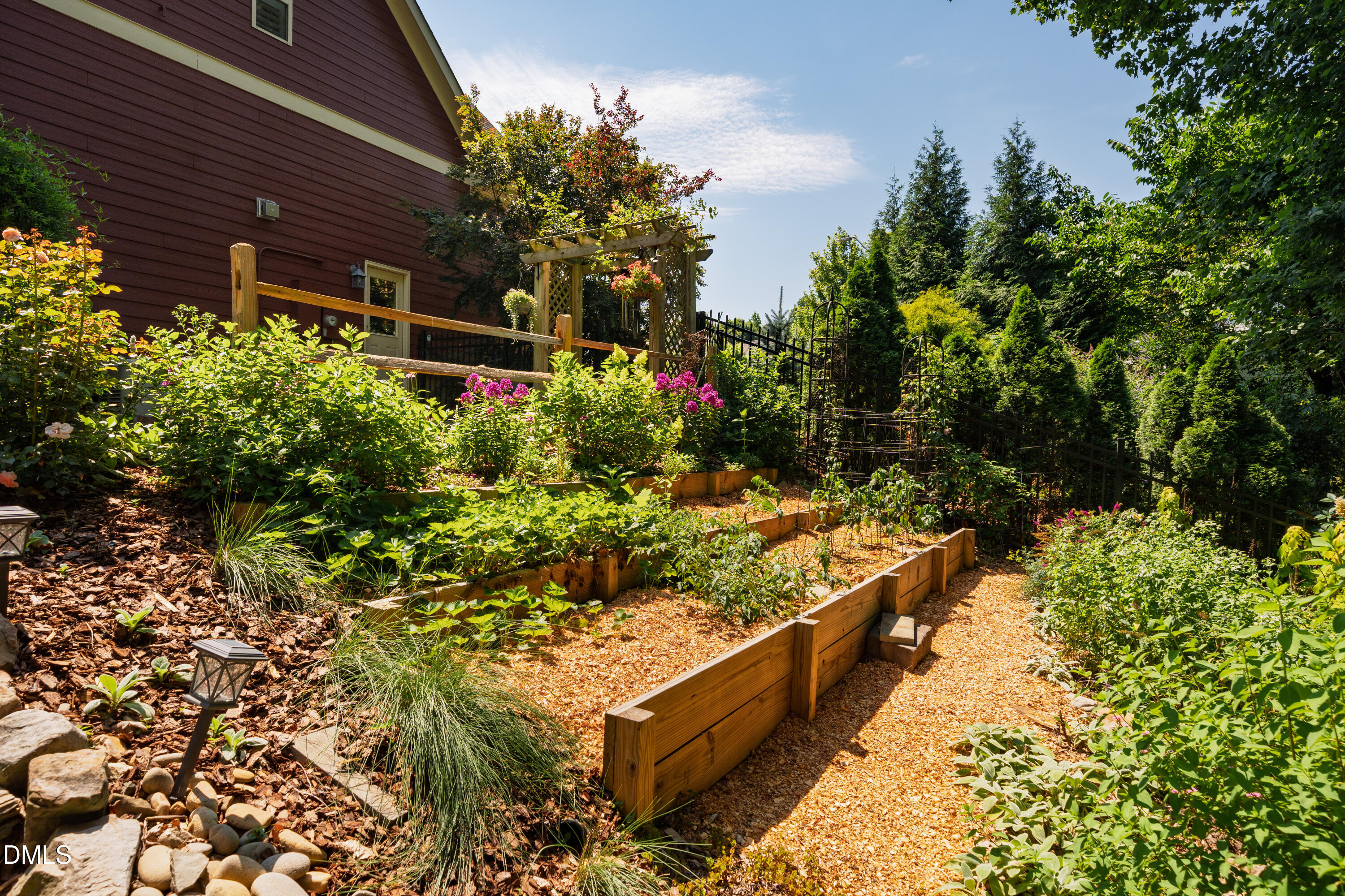 main property photo 48