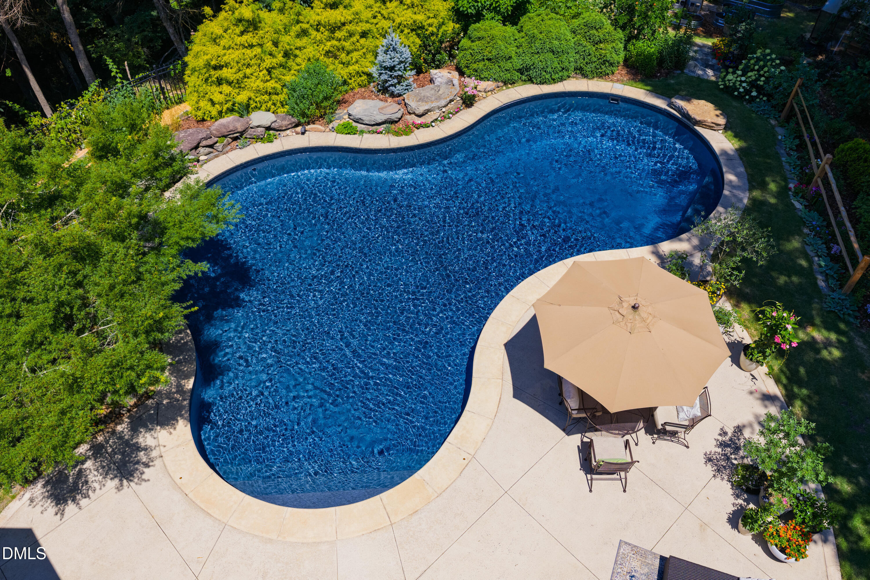 main property photo 67