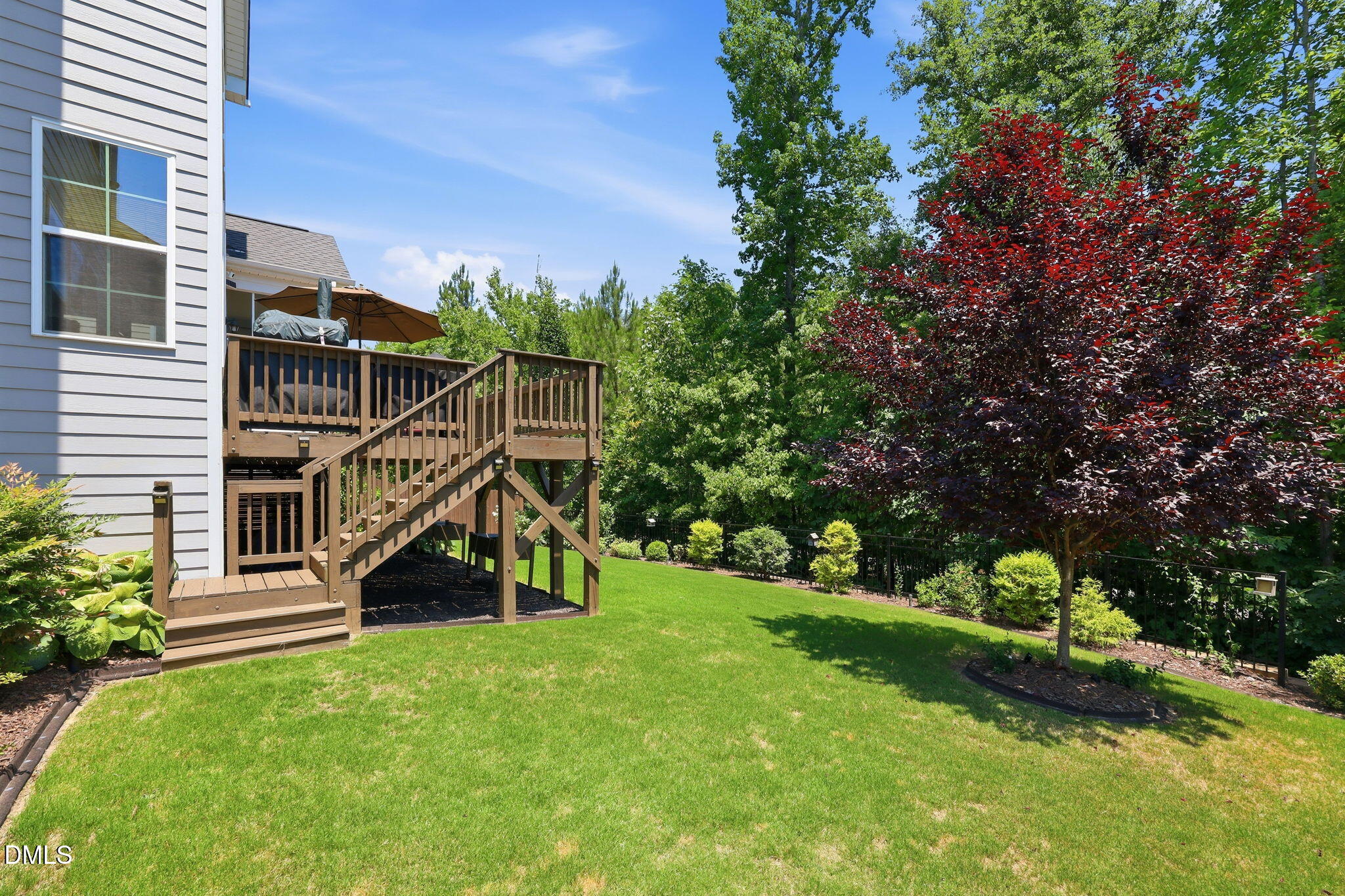 main property photo 41