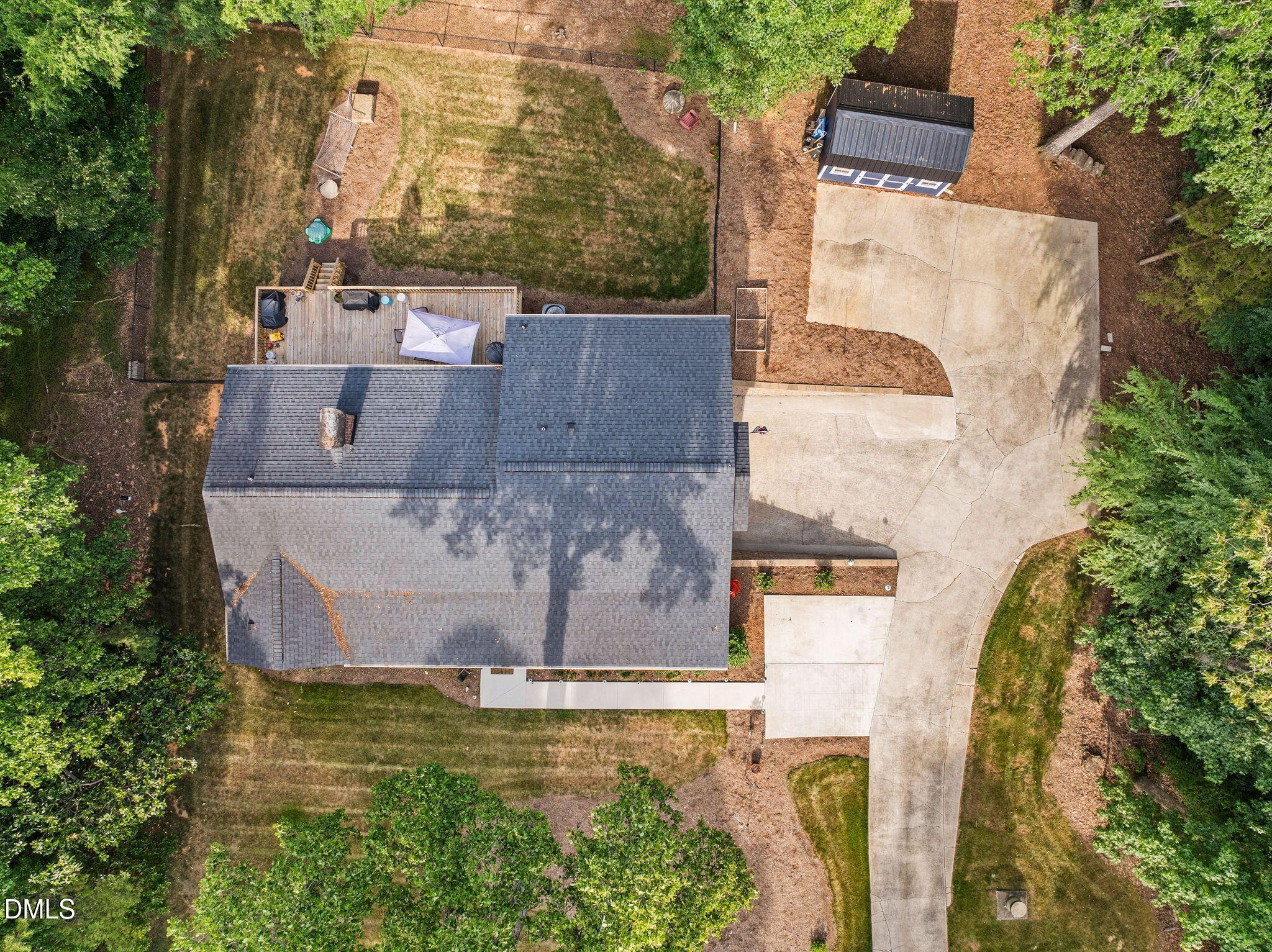 main property photo 25