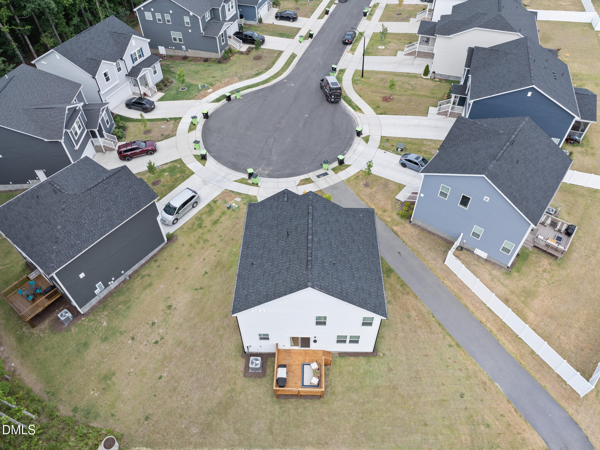 main property photo 7