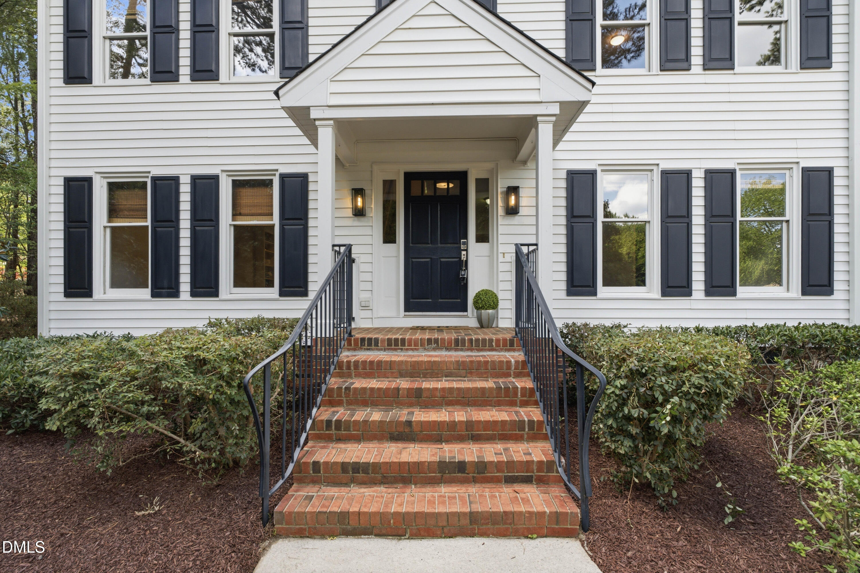 main property photo 29