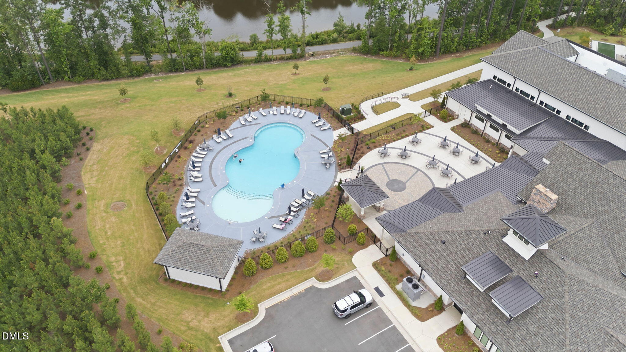 main property photo 51
