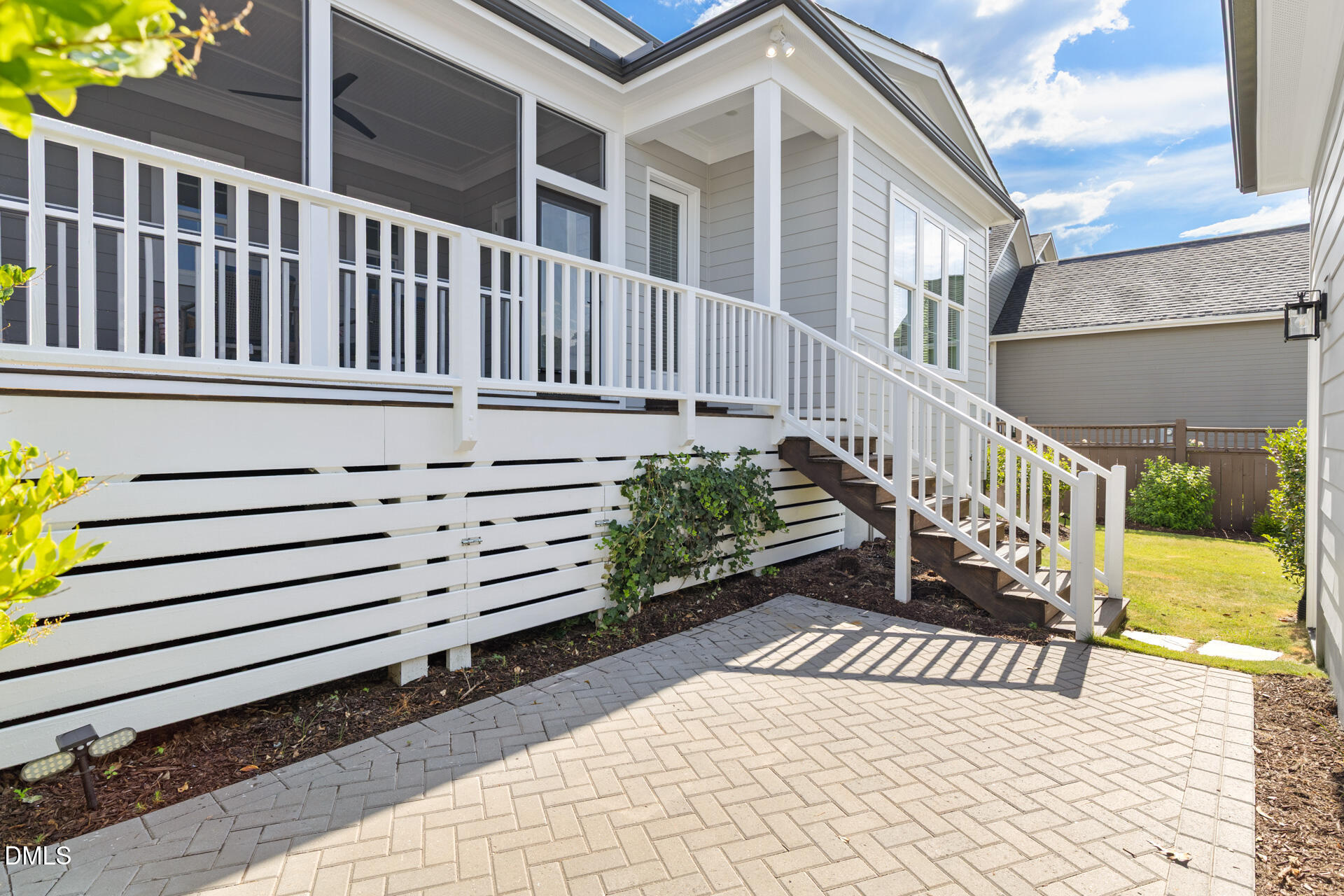 main property photo 43