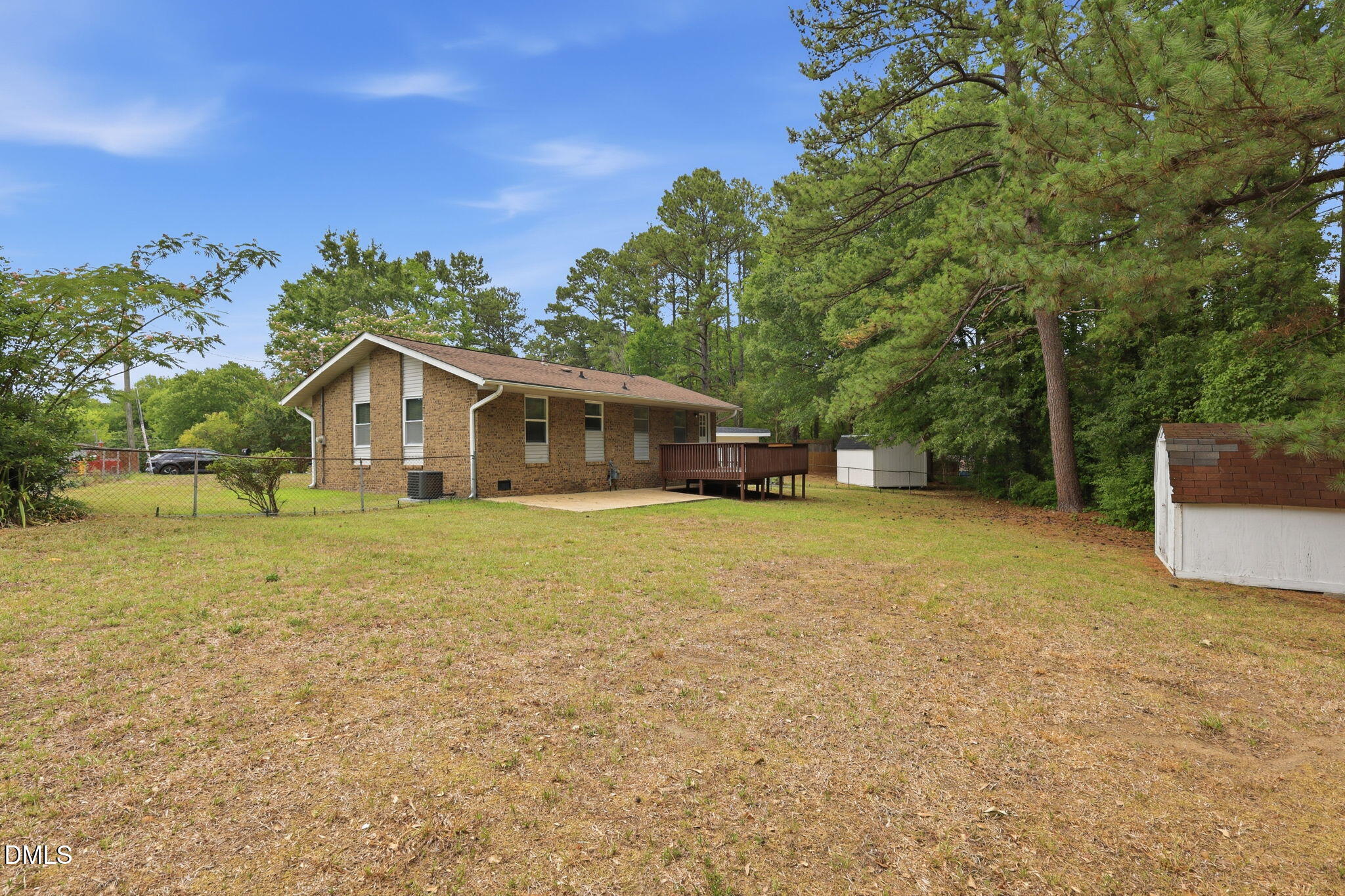 main property photo 23
