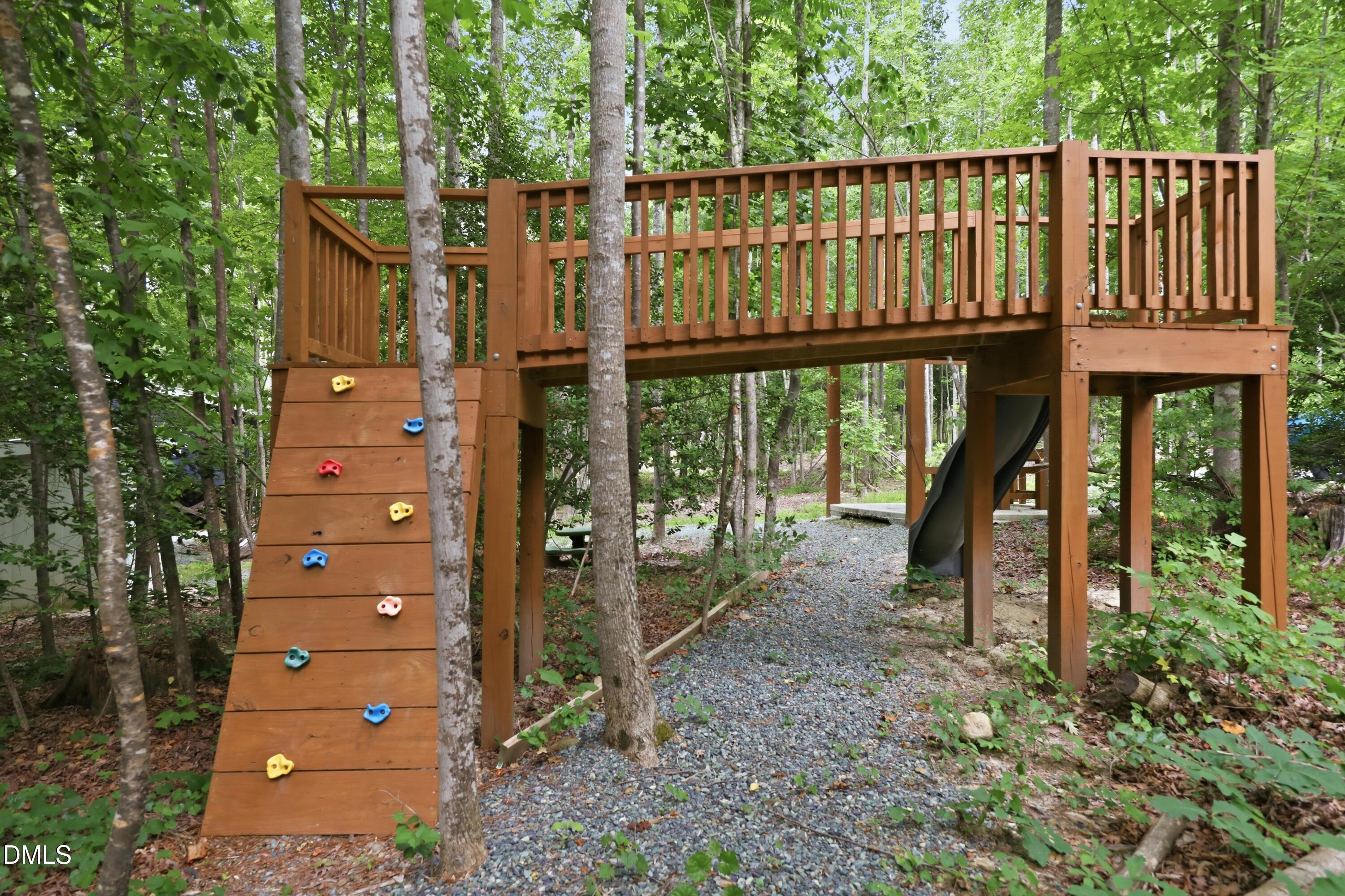 main property photo 66