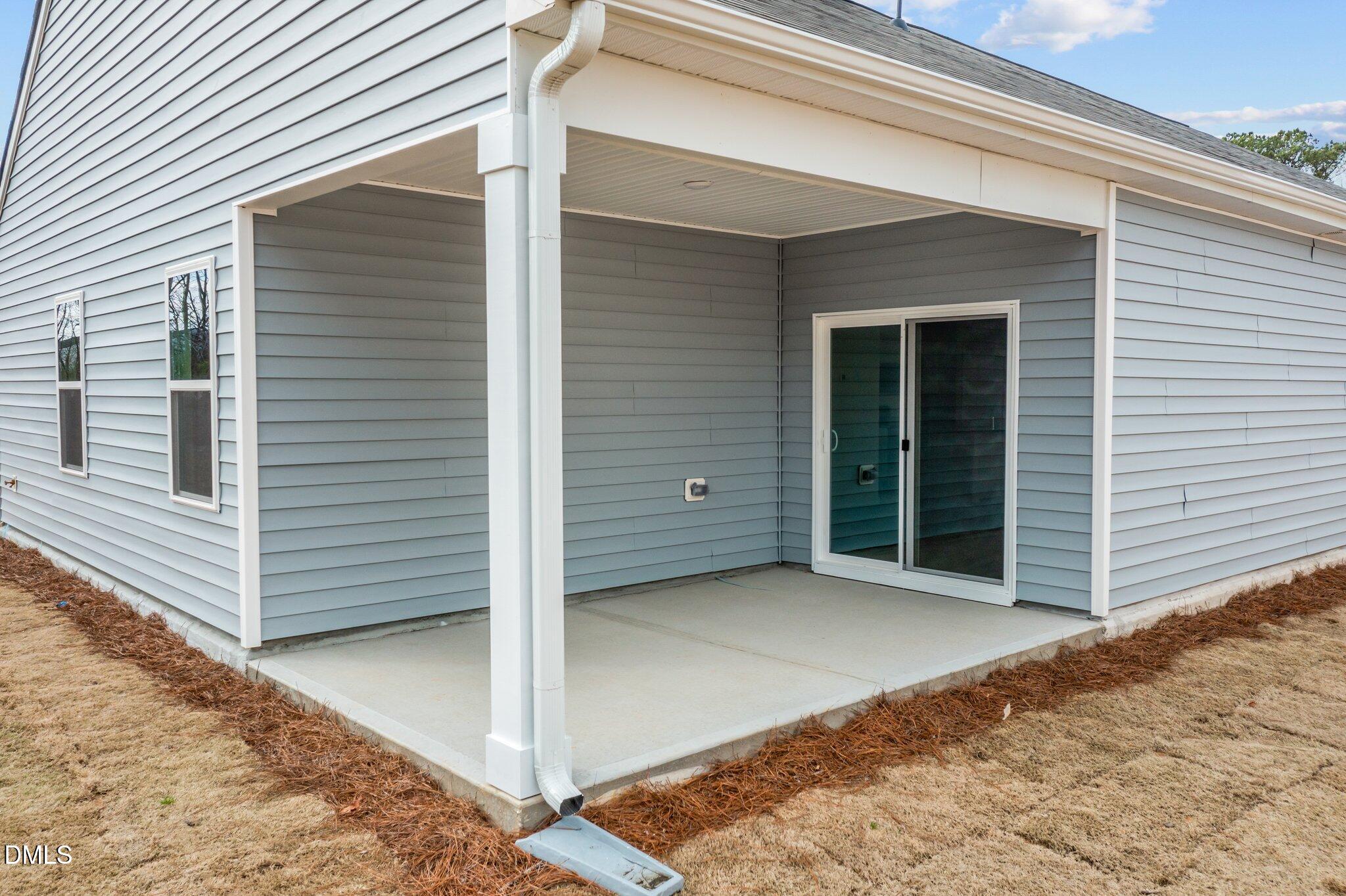 main property photo 15