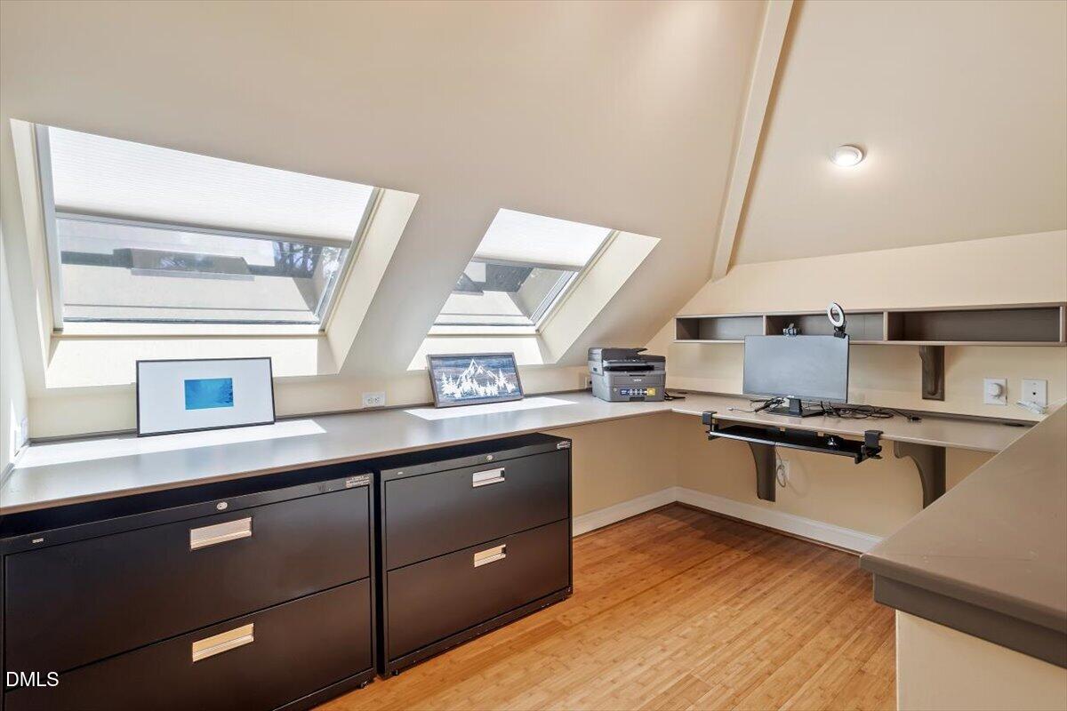 main property photo 44