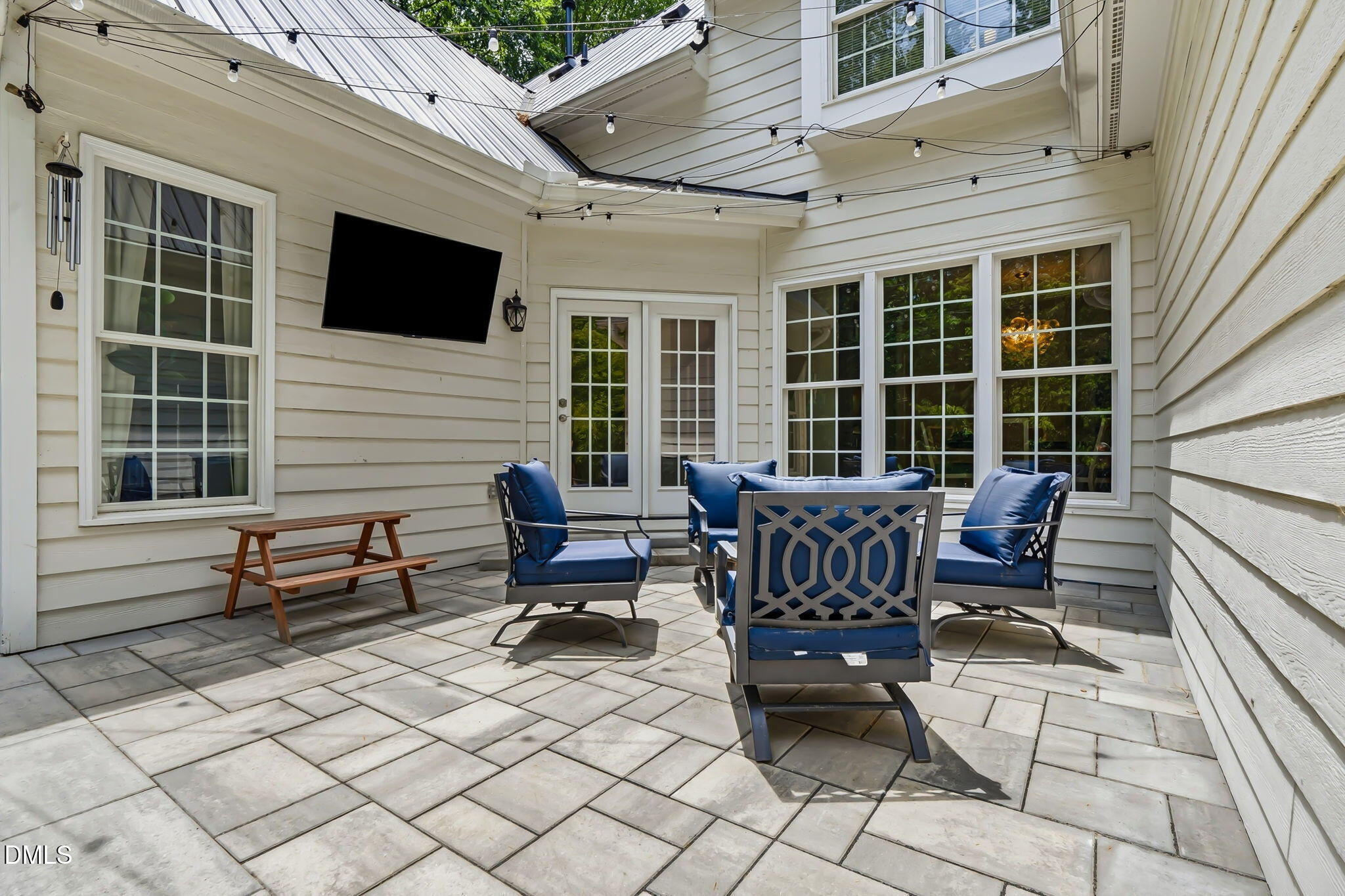 main property photo 45