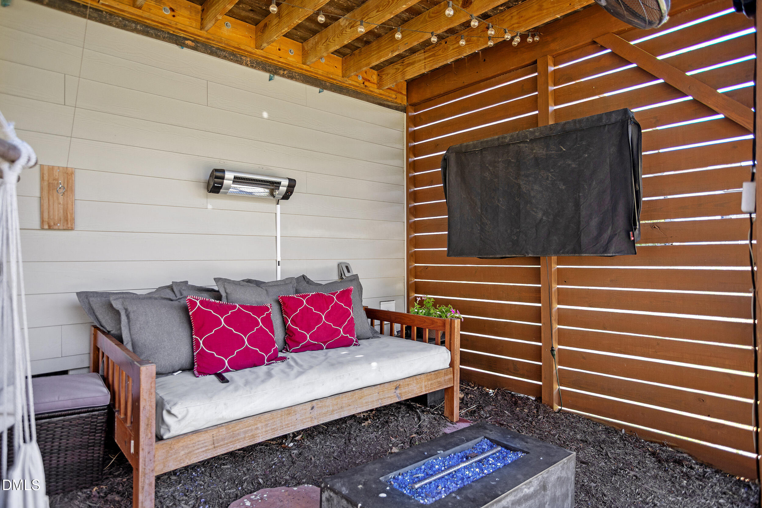 property viewer photo 52