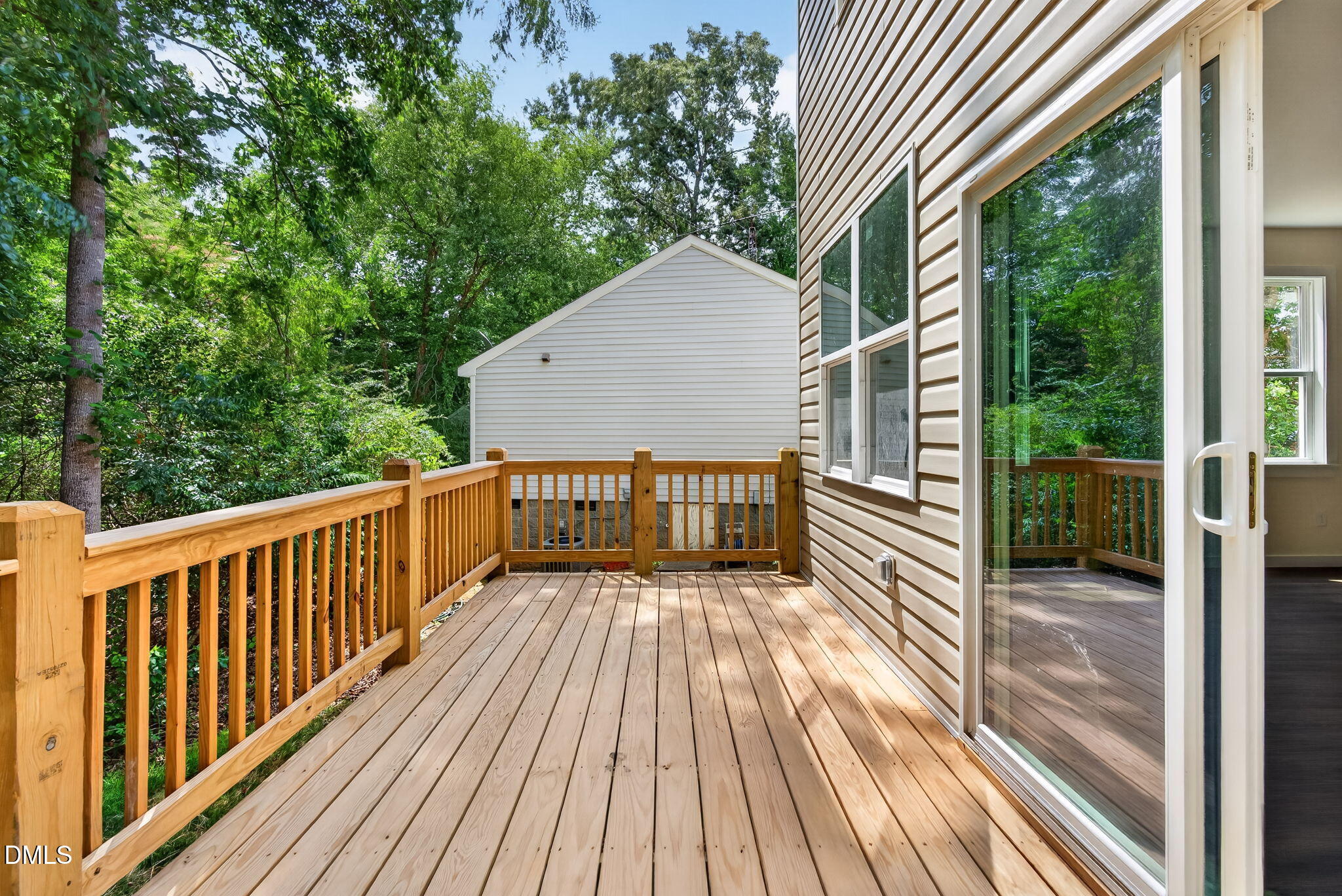 main property photo 38