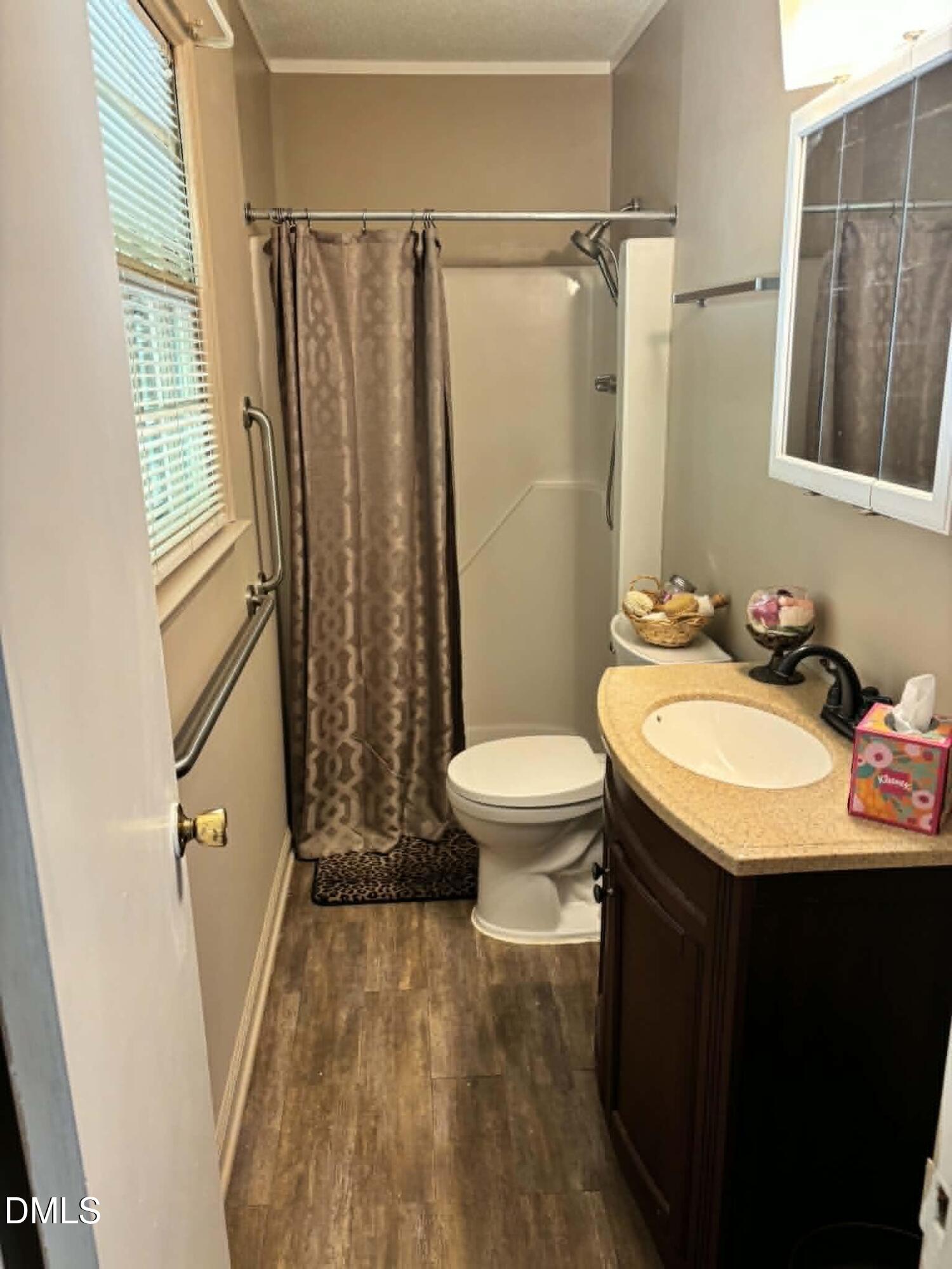 main property photo 20