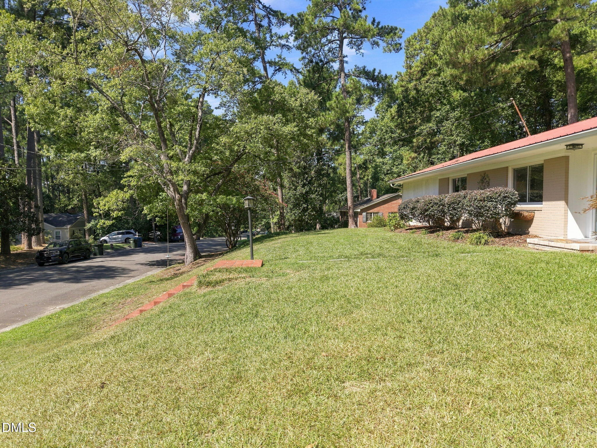 main property photo 59