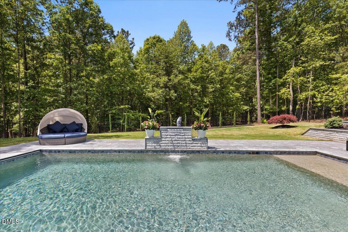 main property photo 74