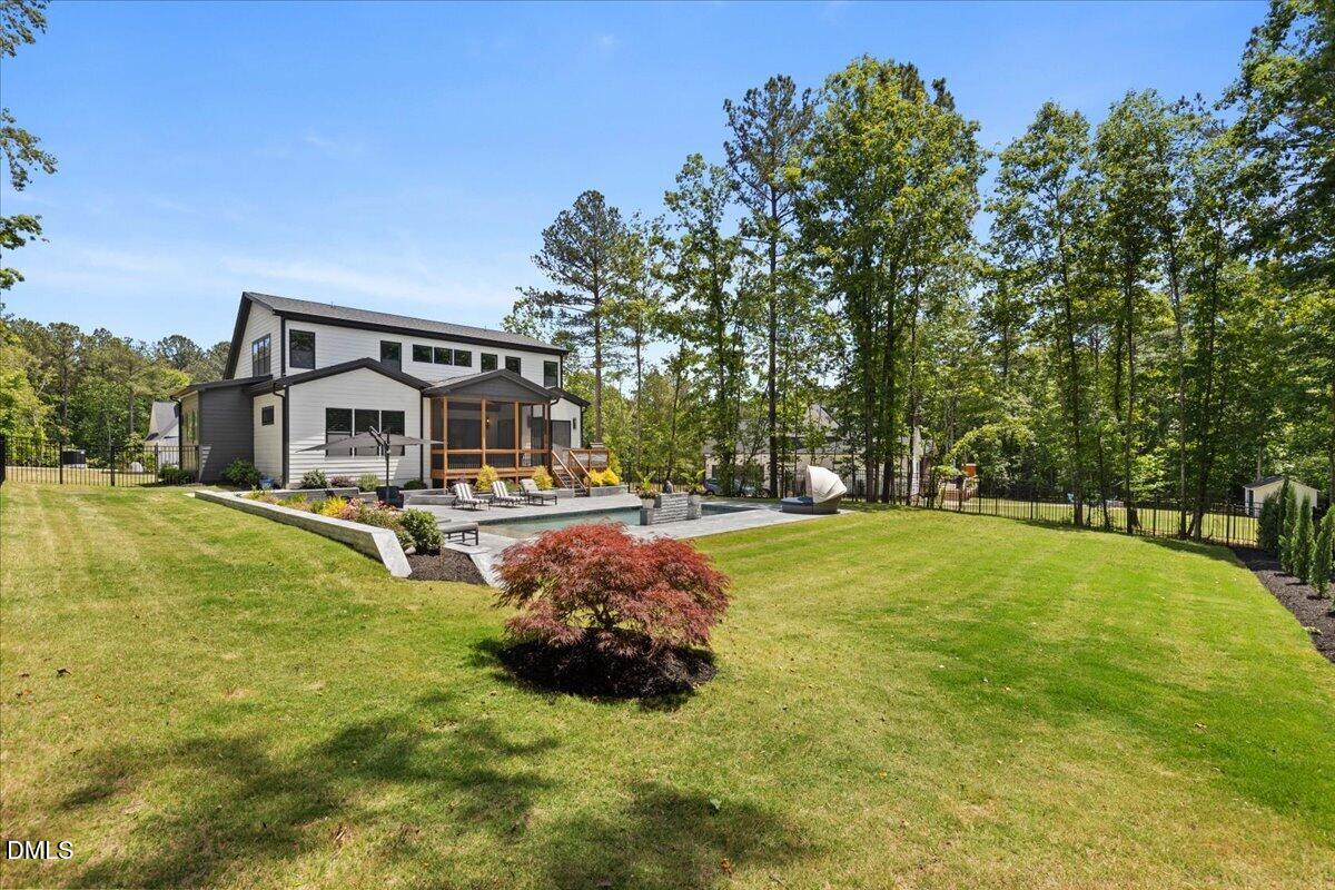main property photo 80