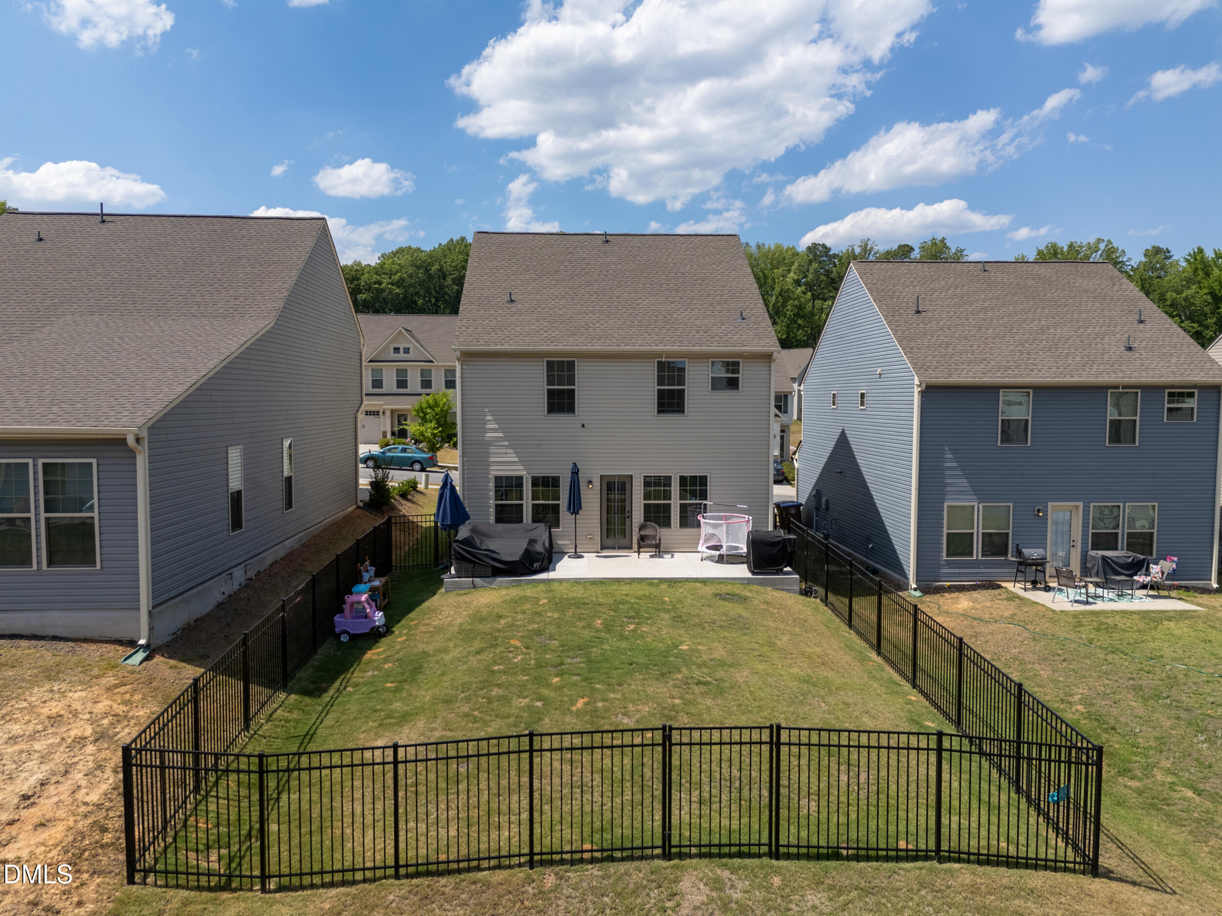 main property photo 34