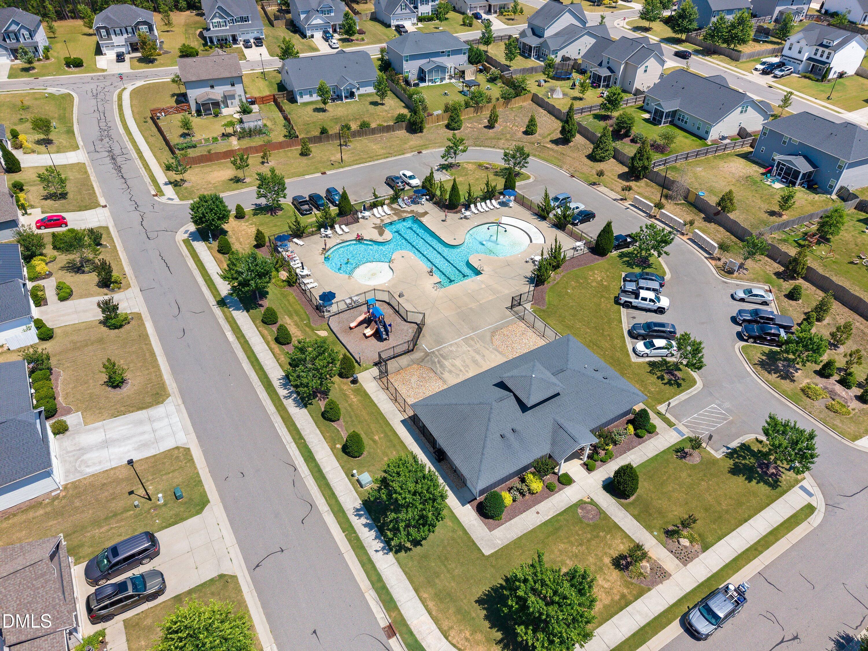 main property photo 48