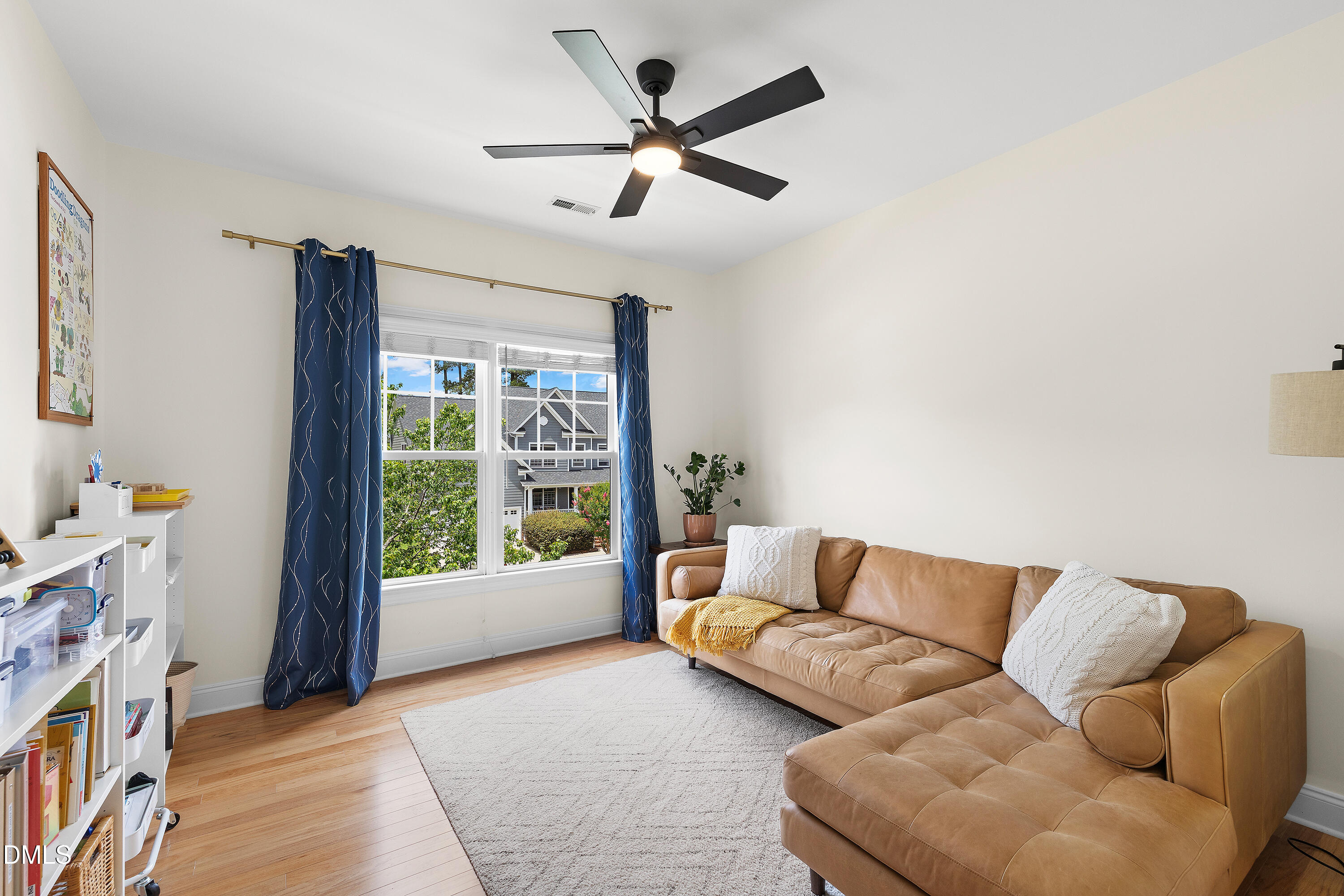 main property photo 31