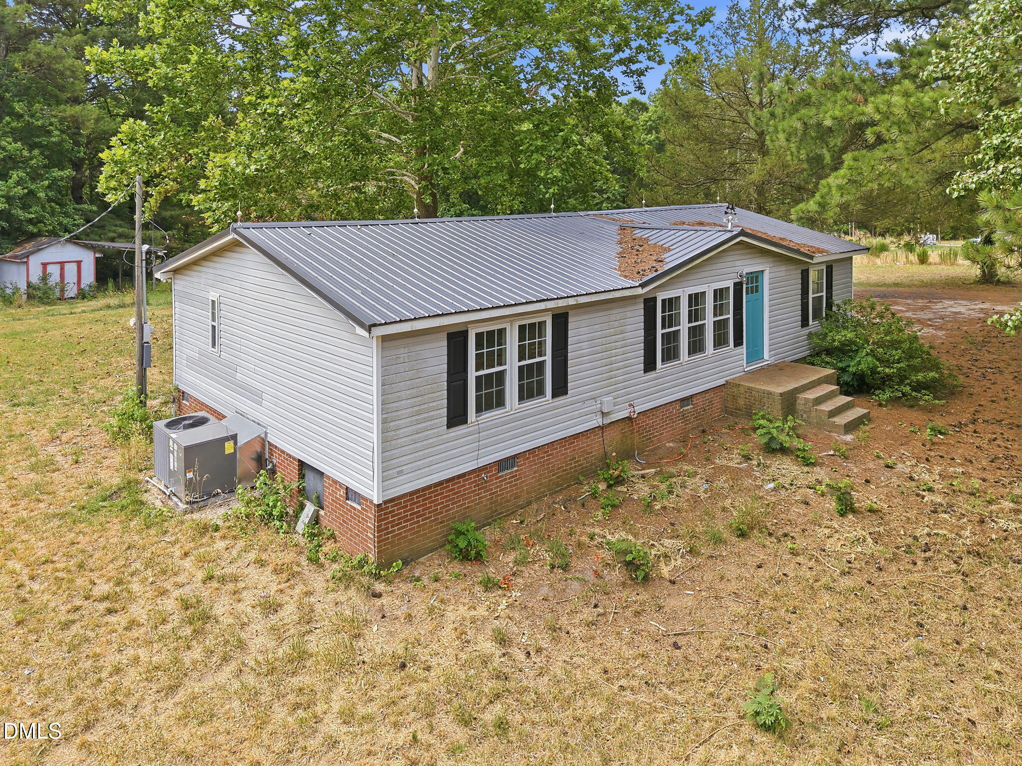 main property photo 15